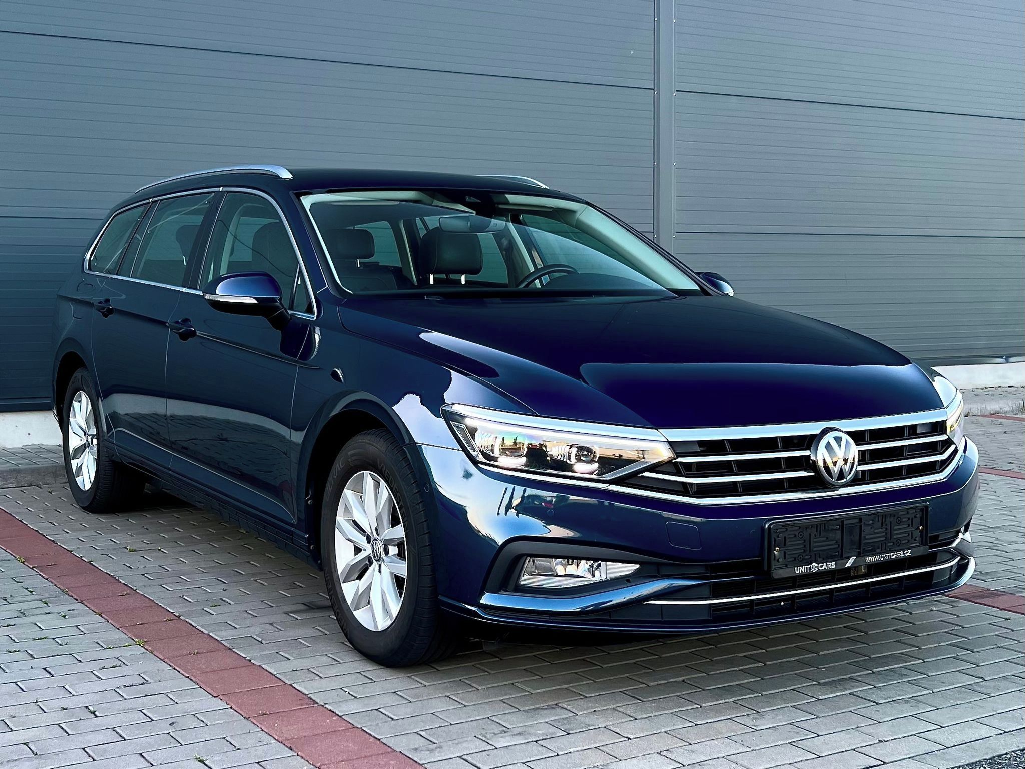 Volkswagen Passat, 2,0 TDI-EL.TAŽNE-KAMERA - fotka 3