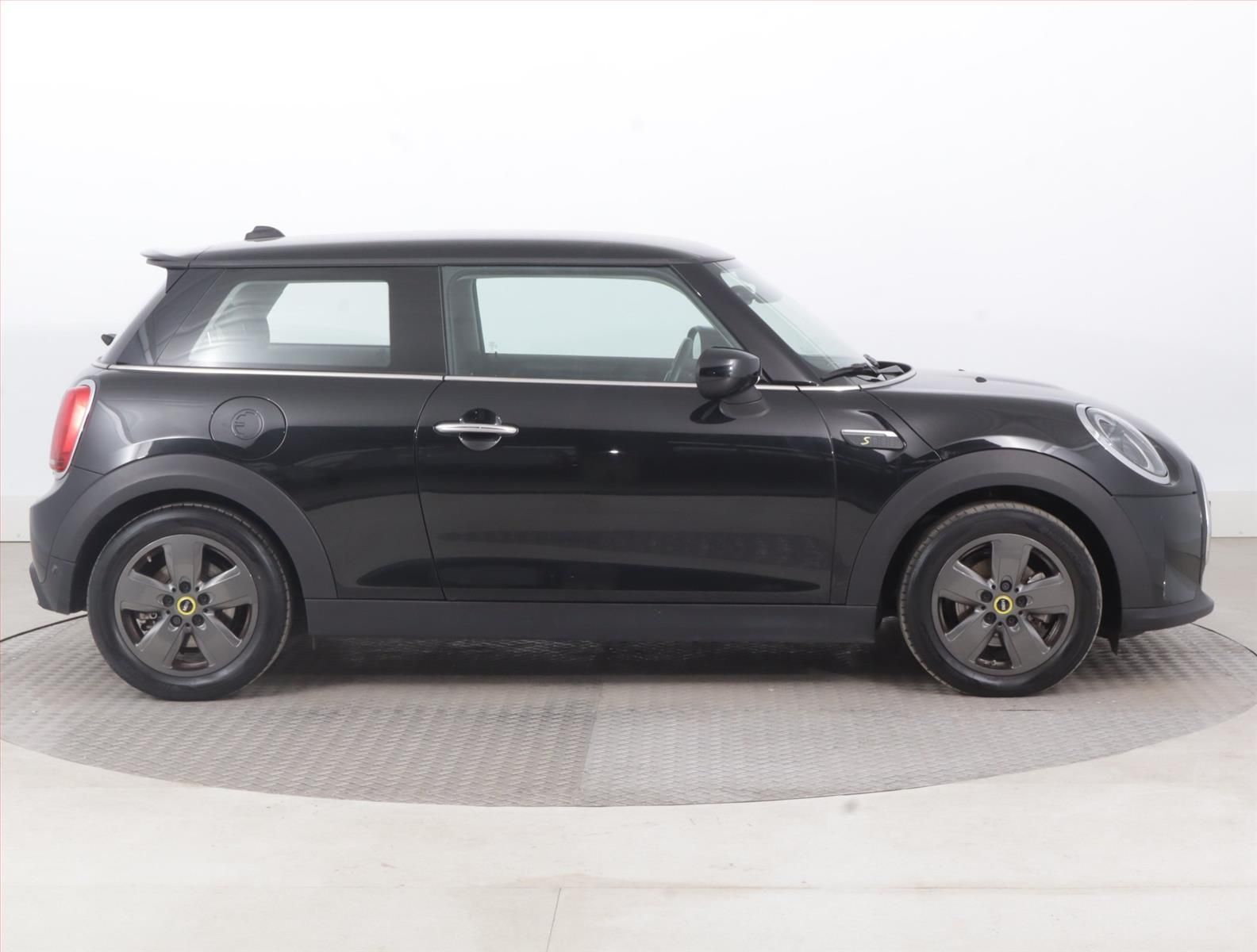 Mini, Cooper SE 32 kWh, SoH 100% - fotka 6