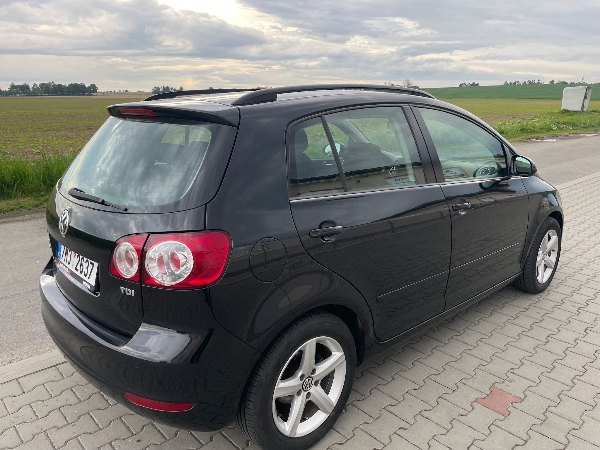 Volkswagen Golf Plus, 2.0 TDI 103kw 2009 - fotka 4