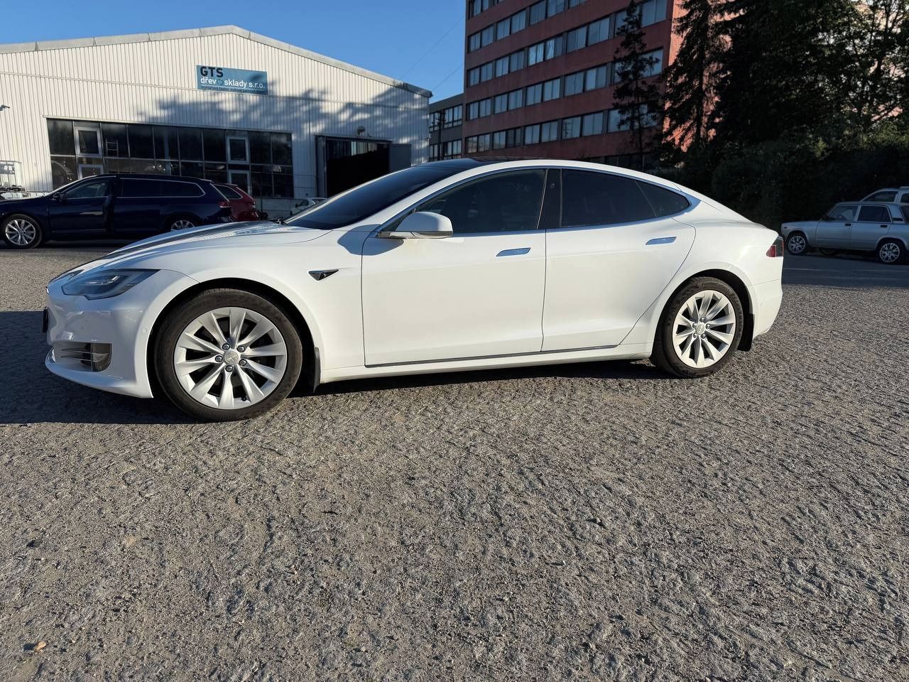 Tesla Model S, 75D AWD, MCU2, FSD, SOH 91.32%