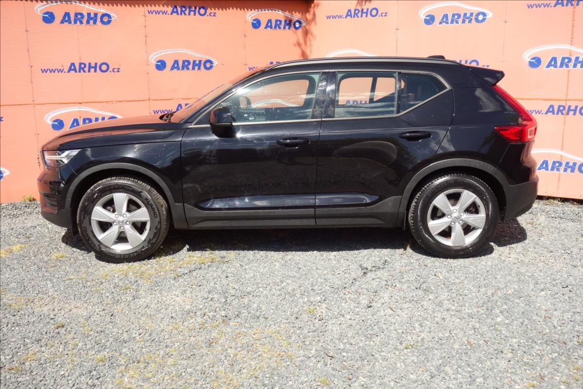 Volvo XC40, 2,0 D3 110KW, MANUAL, FWD. - fotka 4
