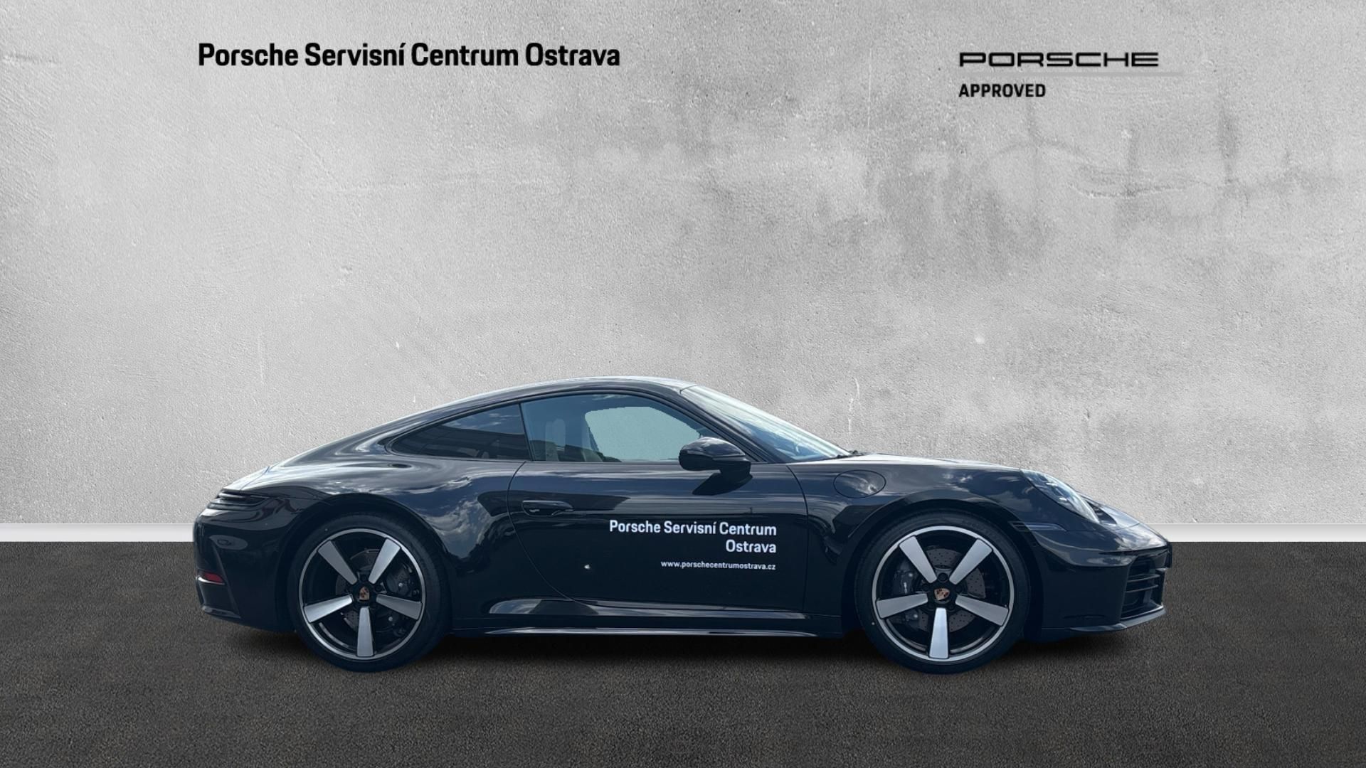Porsche 911, 911 Carrera Coupé - fotka 5