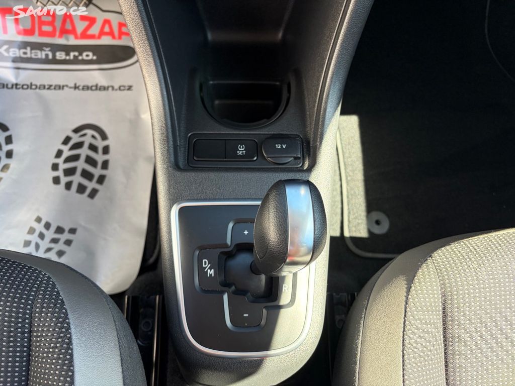 Volkswagen Up!, 1,0 AUTOMAT. AC, ZACHOVALÉ