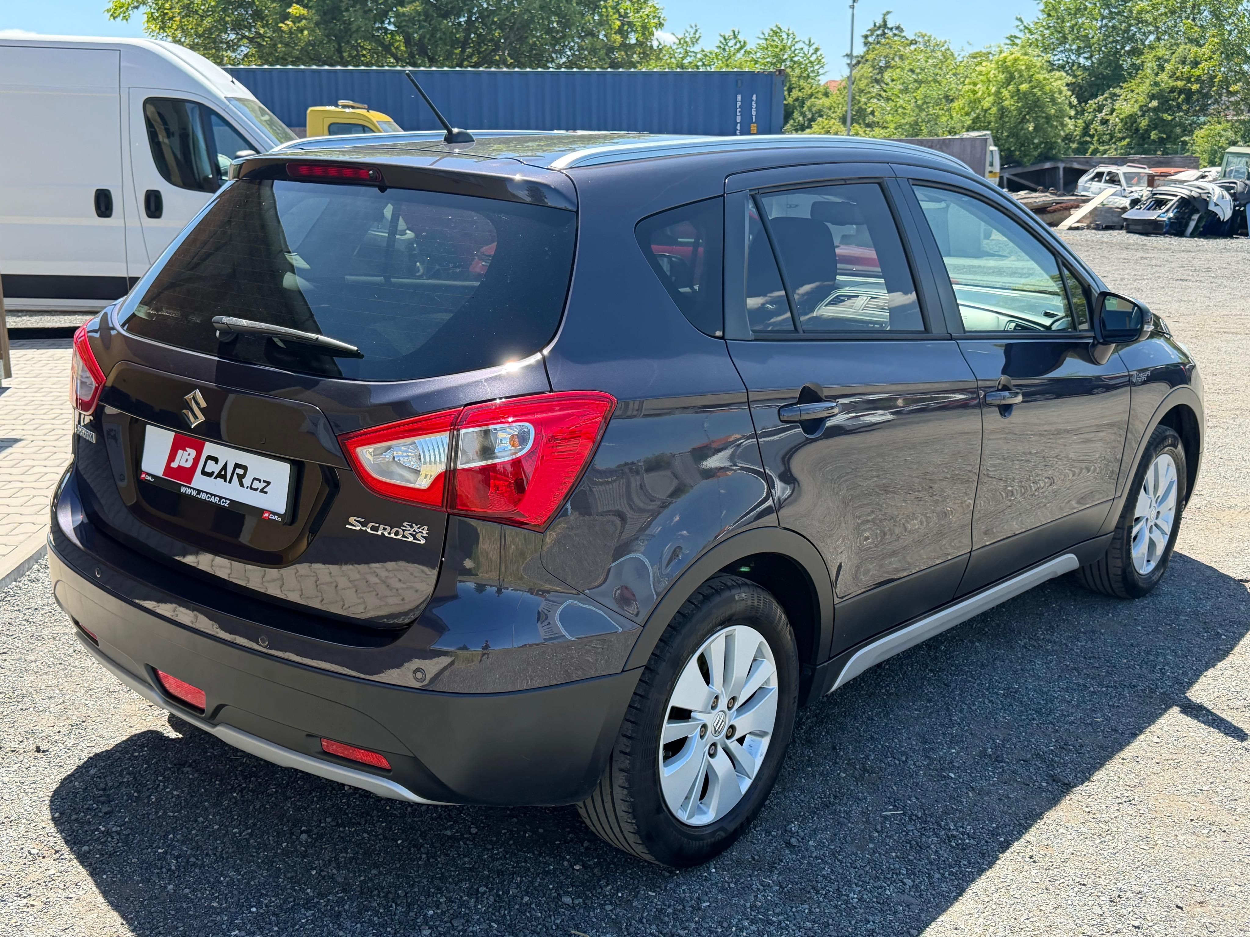 Suzuki SX4 S-Cross, 1.6 VVTI 88KW 4X4 CZ - fotka 2
