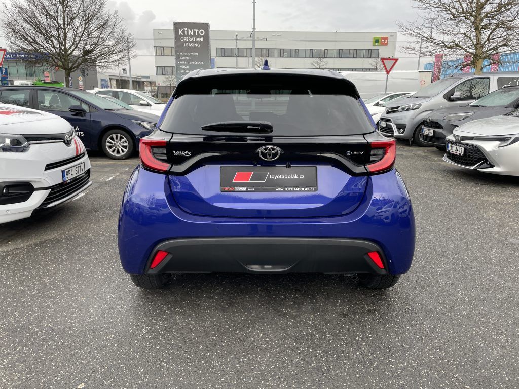 Toyota Yaris, 1.5 Hybrid ODBĚR IHNED - fotka 4