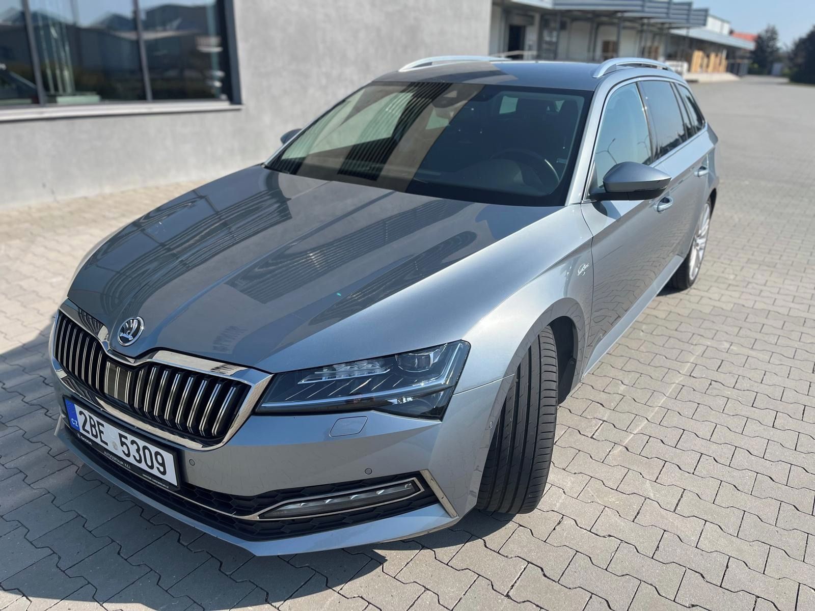 Škoda Superb, 2.0 TDI DSG 4x4 L&K WEBA-TZ-DP - fotka 3