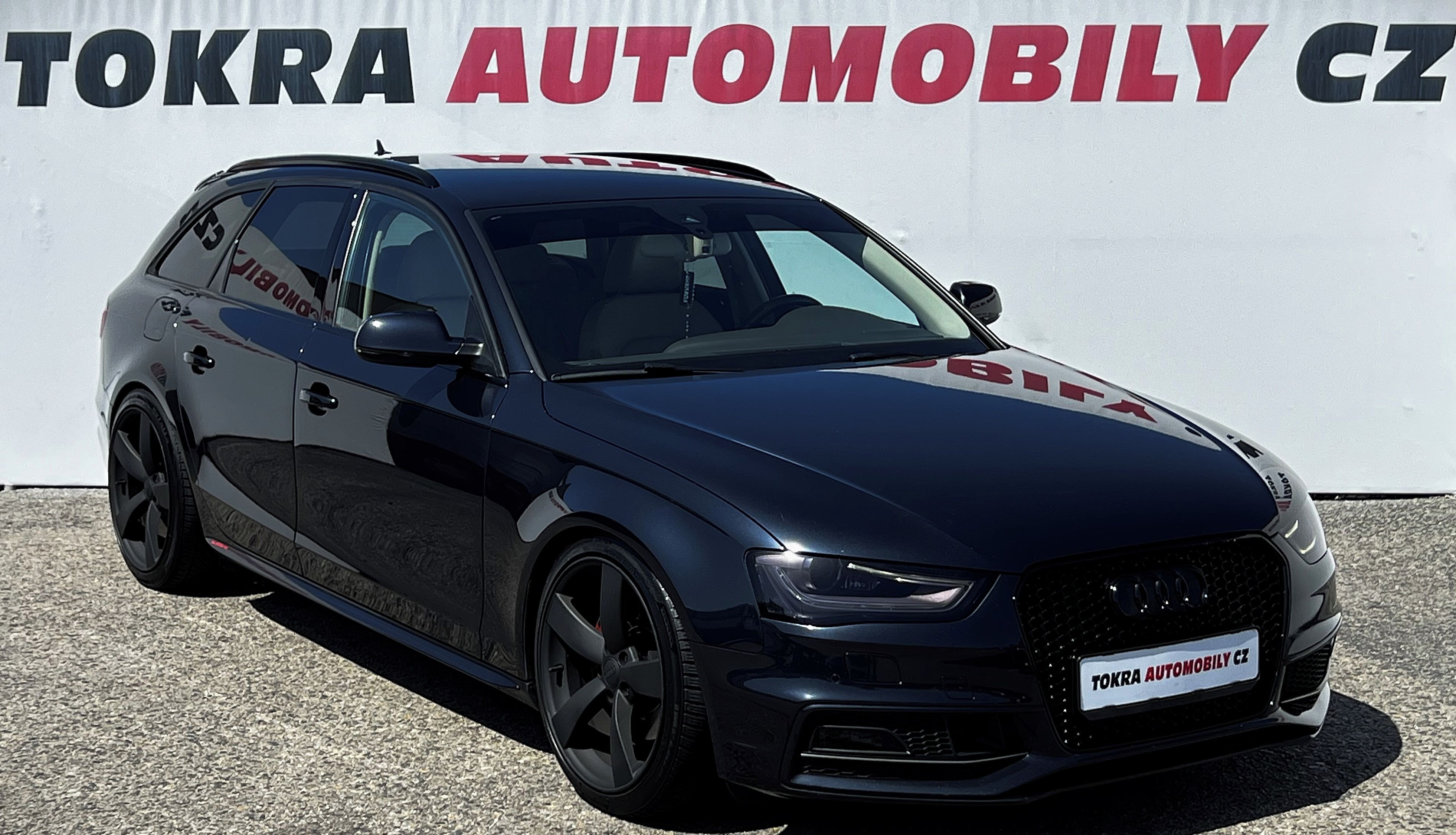 Audi A4, 3.0TDI Quattro S-Line ACC Navi - fotka 3