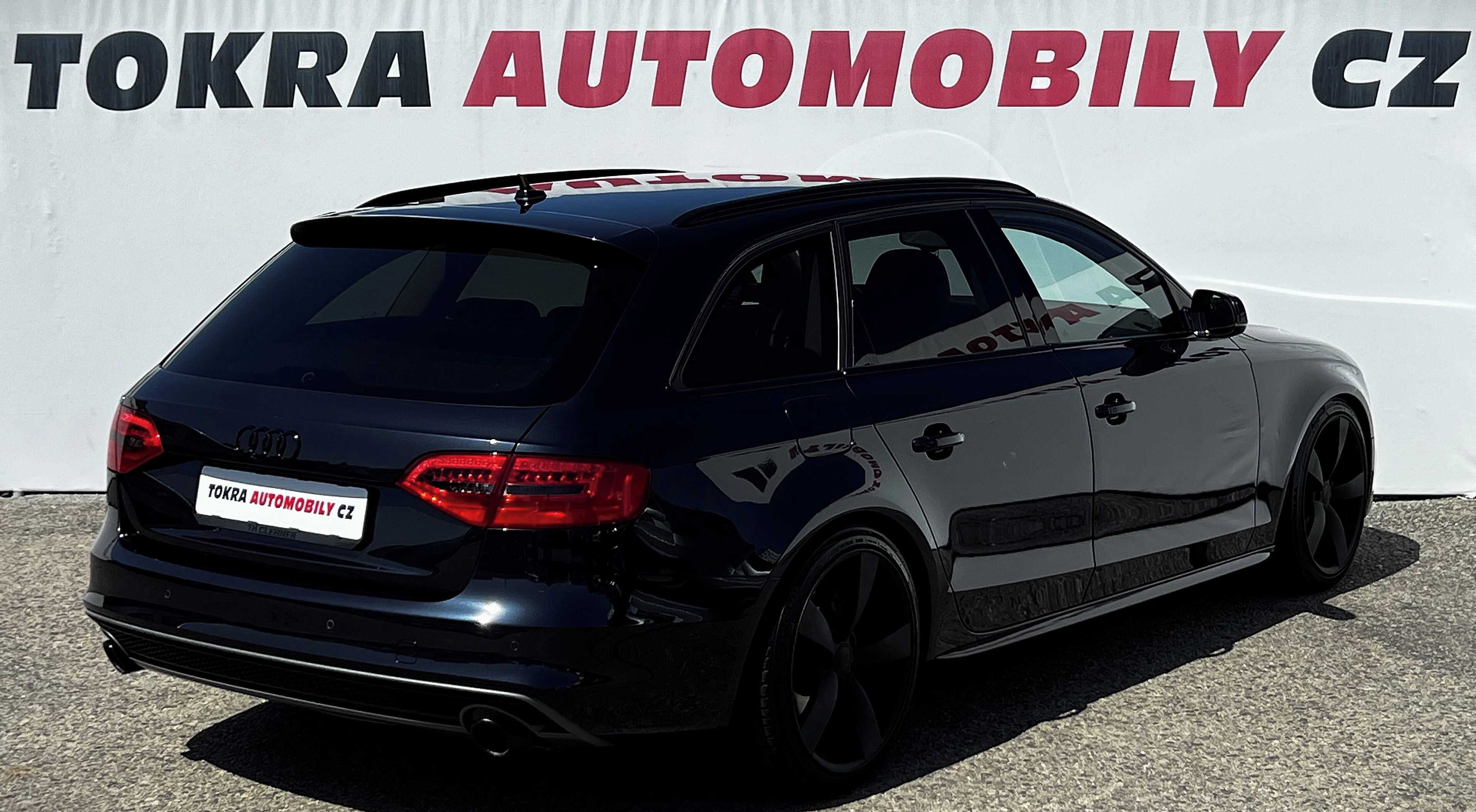 Audi A4, 3.0TDI Quattro S-Line ACC Navi - fotka 4