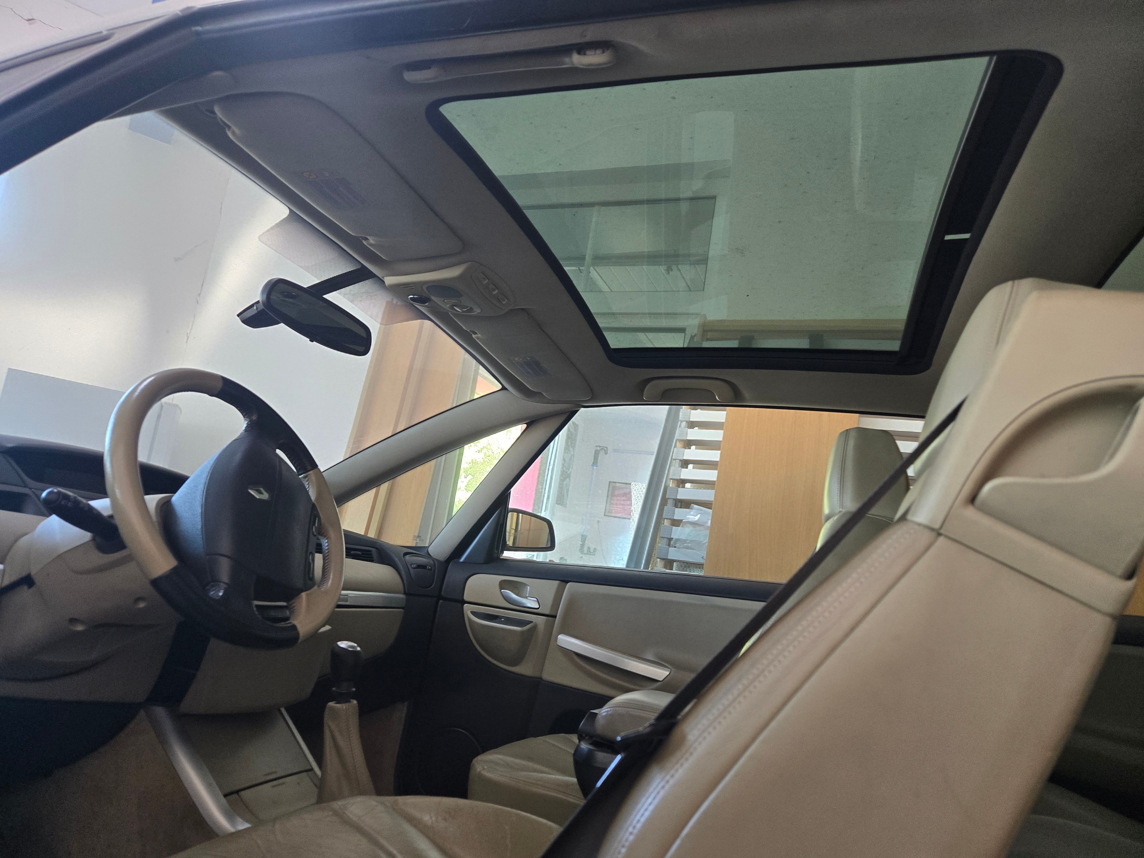 Renault Avantime, 2,2dCi Privilege - fotka 5