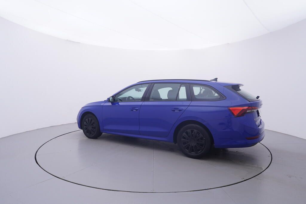 Škoda Octavia, Active 1.0 TSI 81 kW - fotka 3