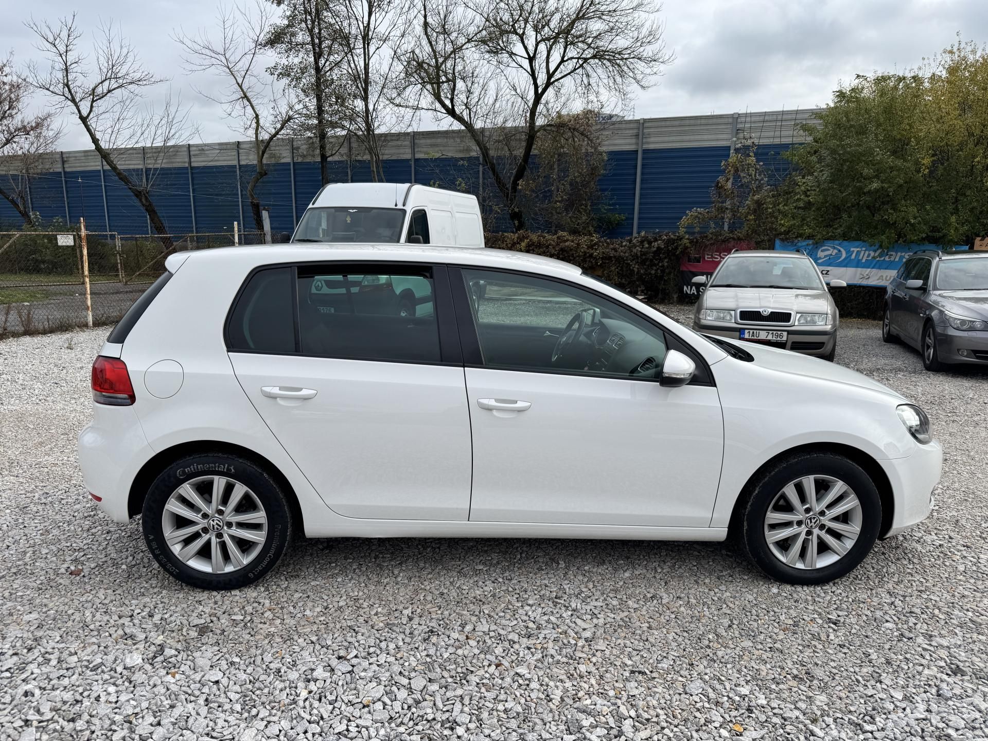Volkswagen Golf, 1.4TSi,SERVISKA,PĚKNÉ - fotka 5