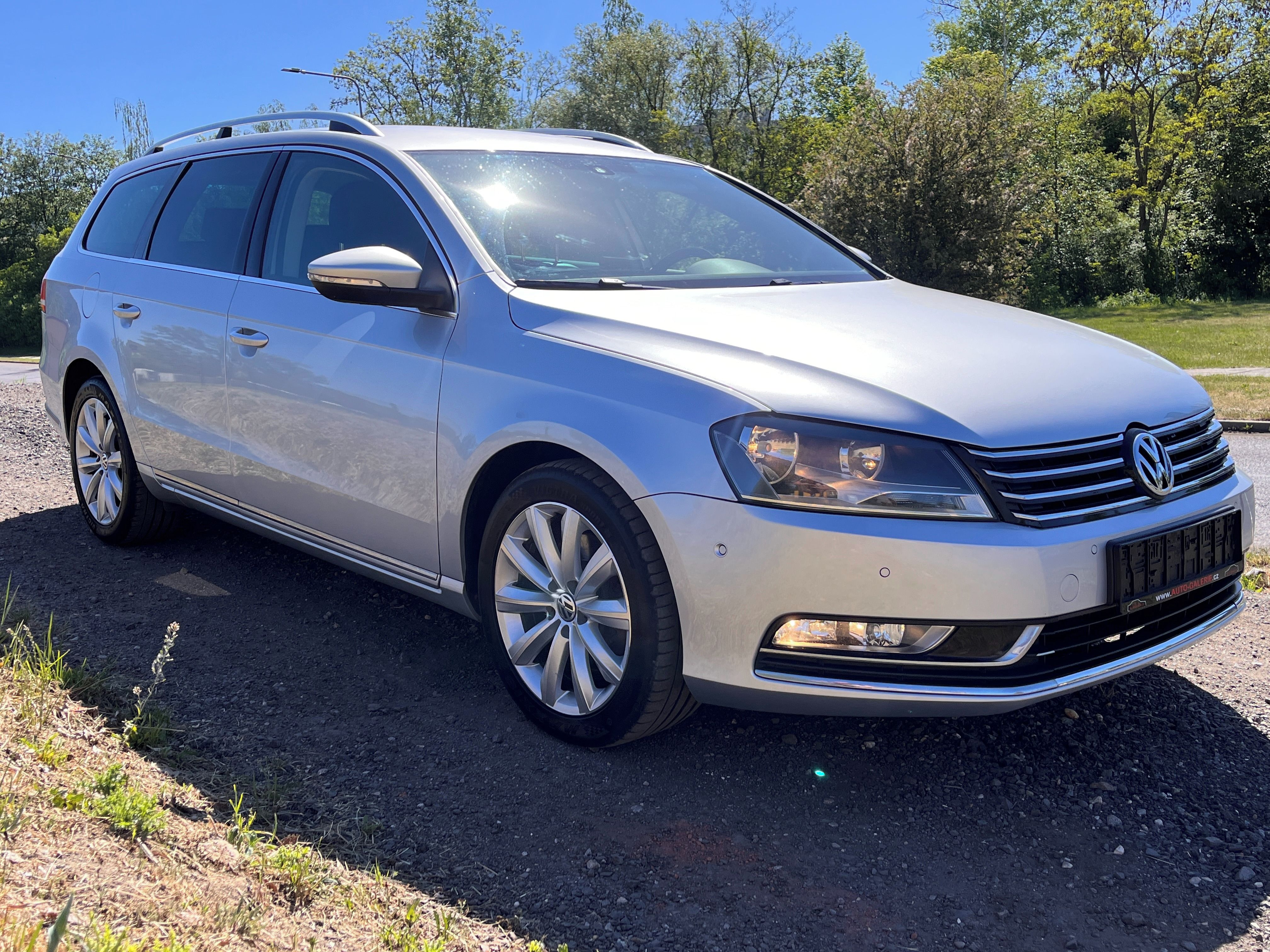 Volkswagen Passat, 2.0TDI 103KW HIGHLINE,1.MAJ - fotka 3