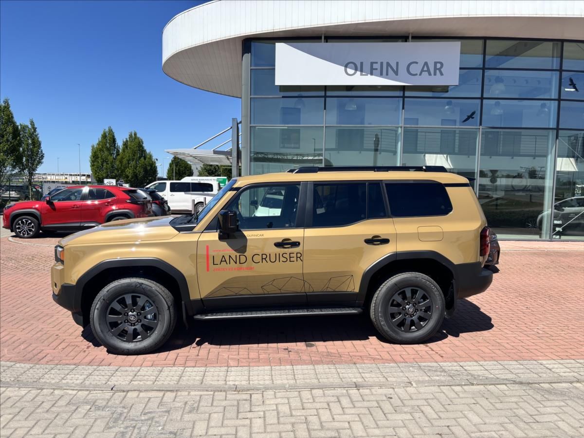 Toyota Land Cruiser, 2,8 MHEV Invincible - fotka 2