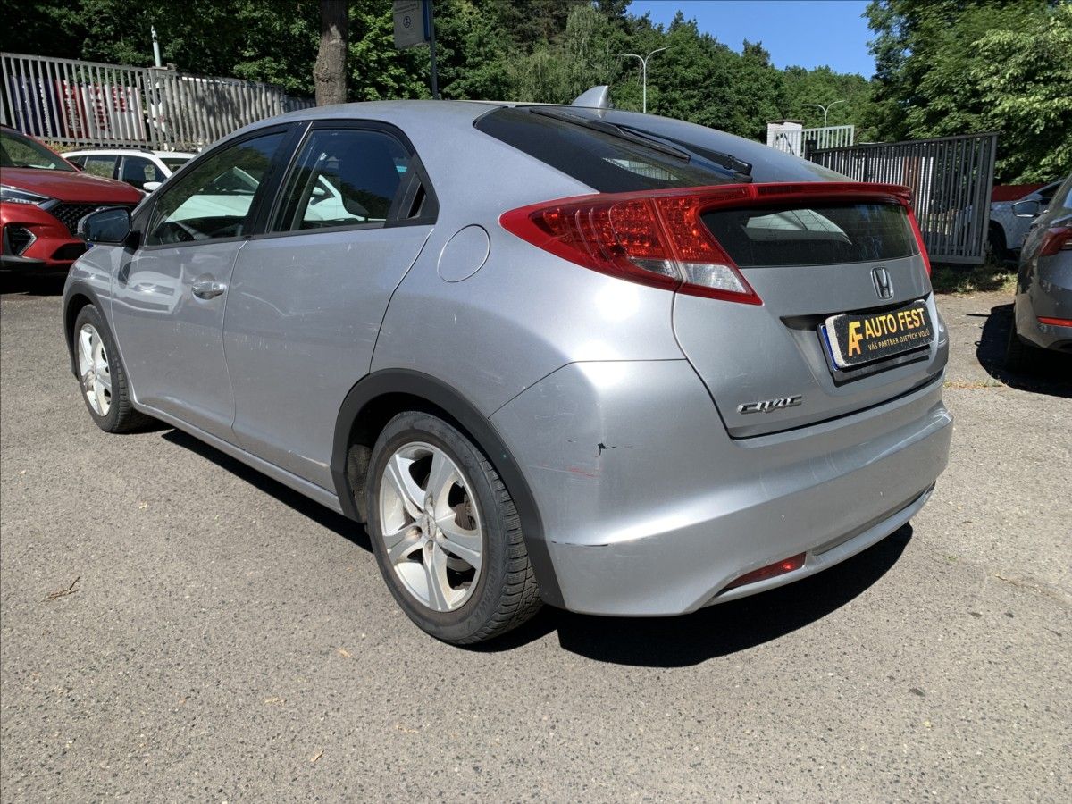 Honda Civic, 1,3 i,ČR - fotka 5