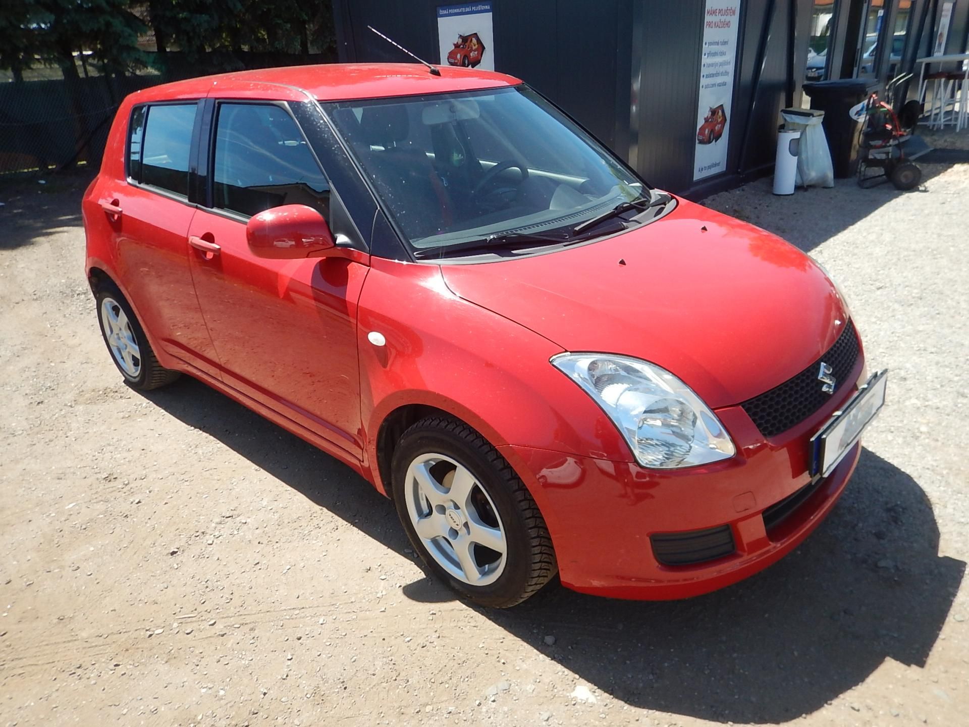 Suzuki Swift, 1.3i, KLIMA - fotka 4