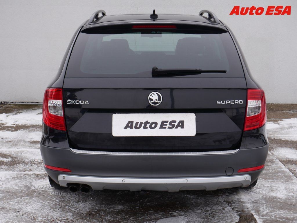 Škoda Superb, 2.0 TDi,Panorama,bixen - fotka 5
