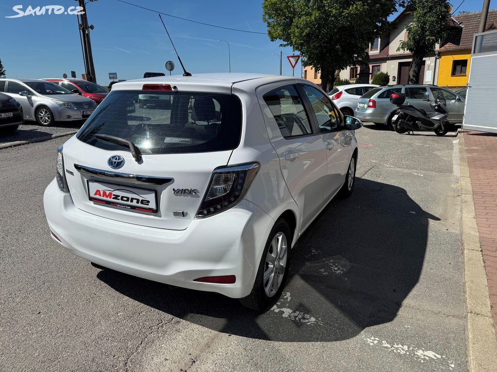 Toyota Yaris, fotka 6