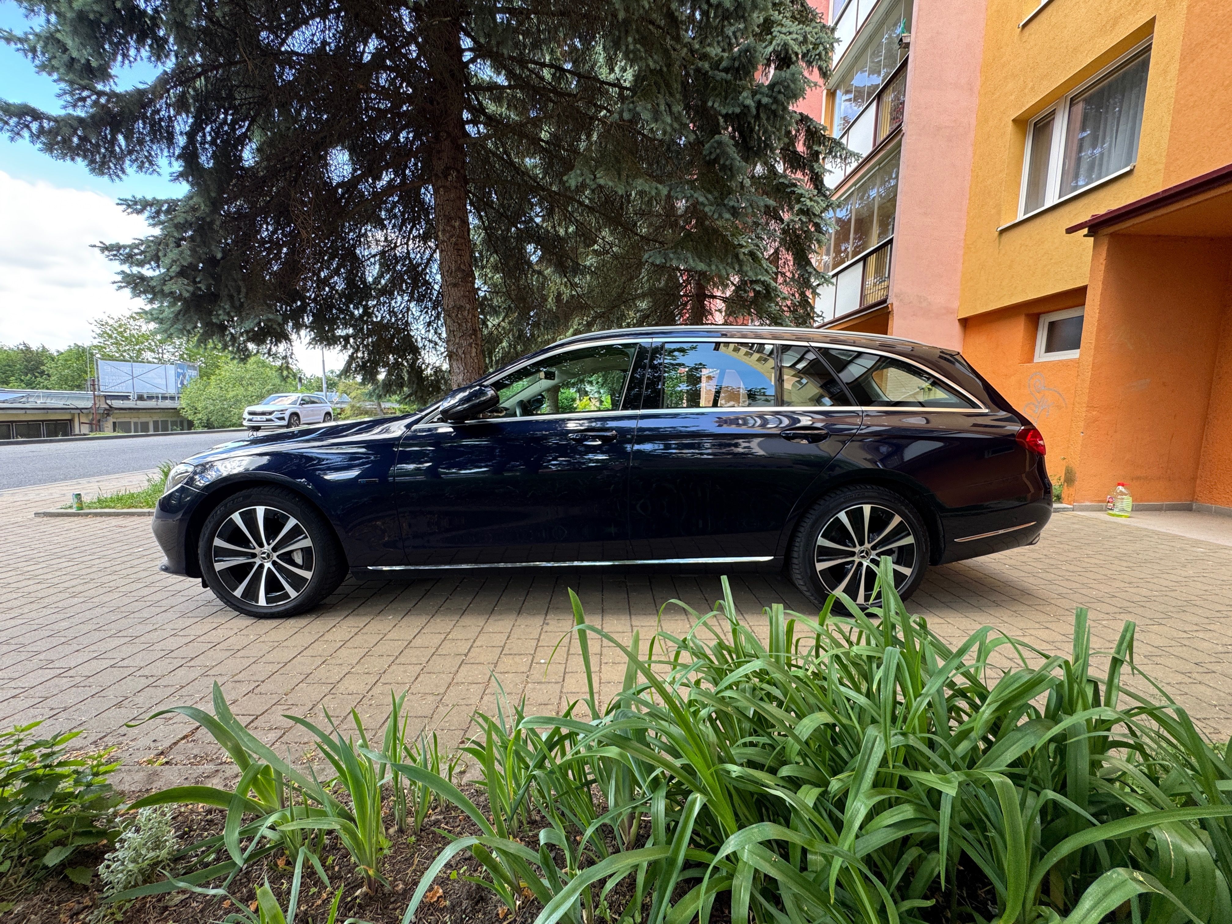 Mercedes-Benz Třídy E - fotka 3