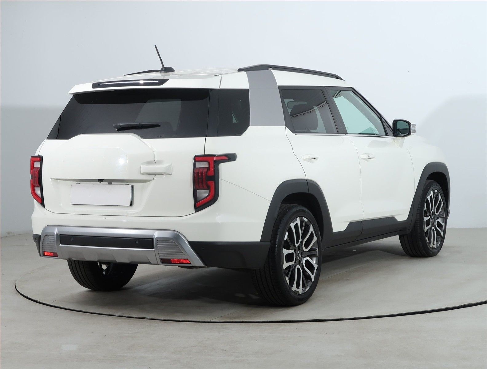 SsangYong Torres, 1.5 T-GDI, Automat, ČR,1.maj - fotka 5