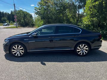 2.0 TDI 140 kW 4MOT DSG R-Line