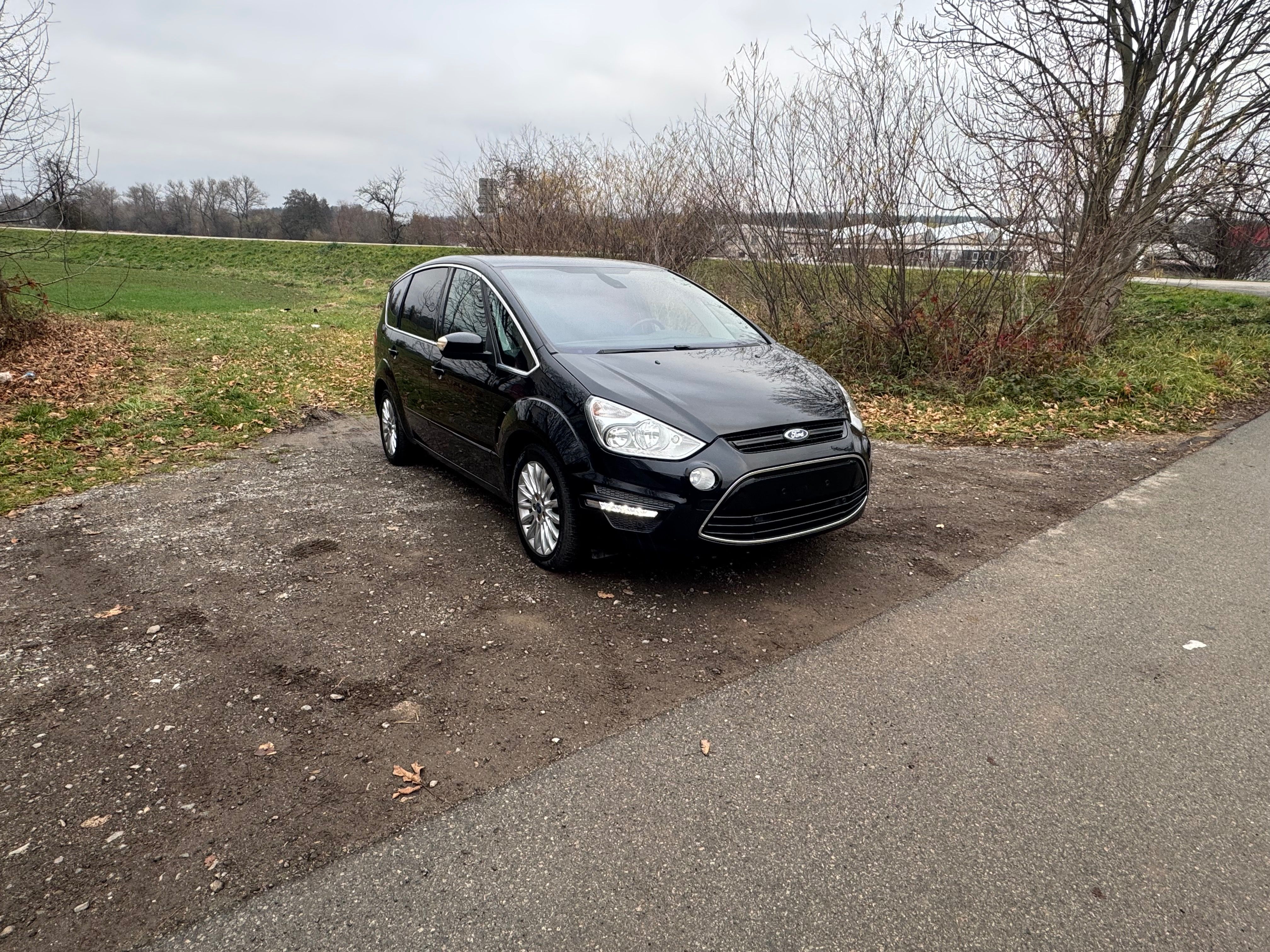 Ford S-MAX, 2010  2.0 TDCI 103 Kw Serviska - fotka 3