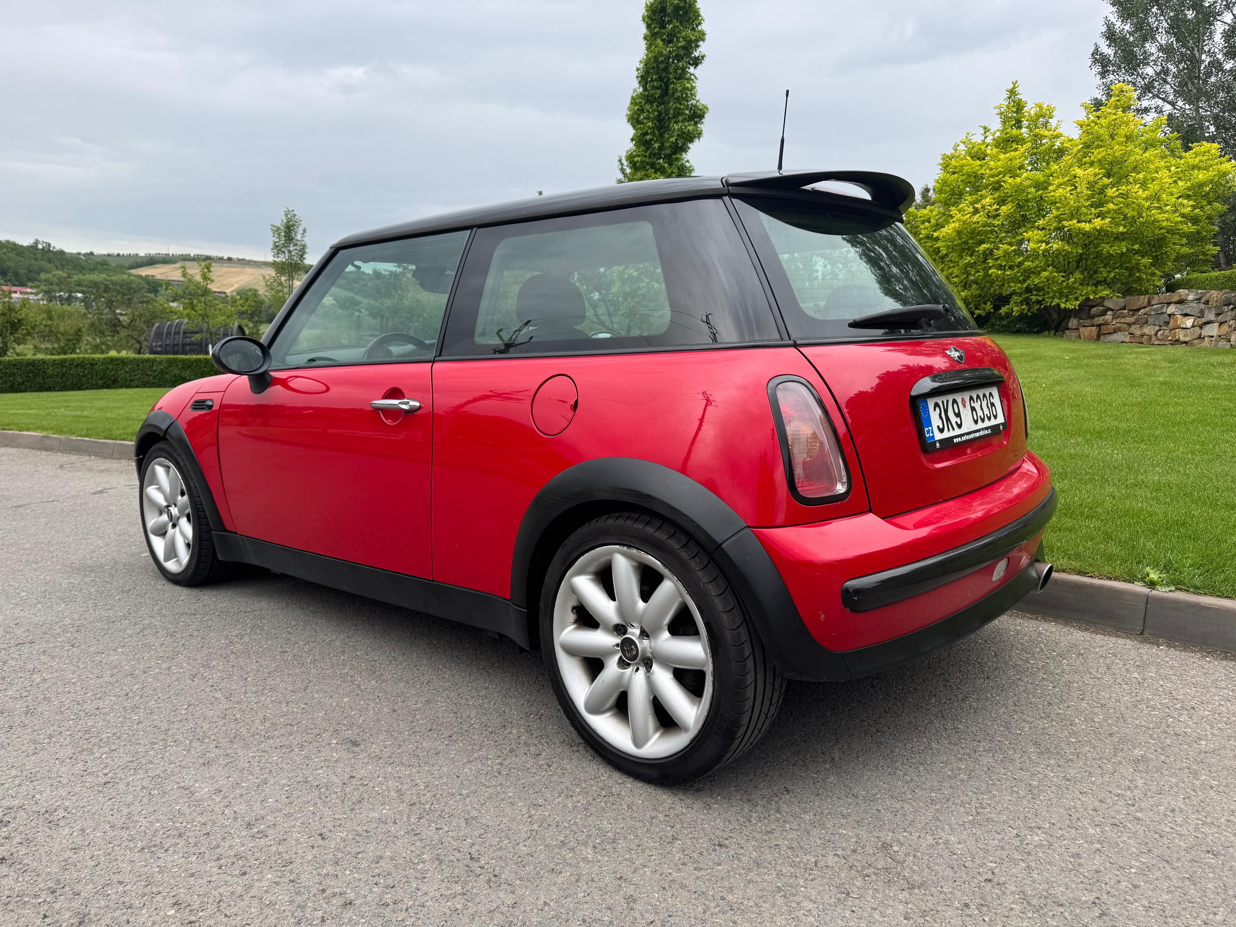 Mini Cooper, 1.6i 85KW - fotka 6