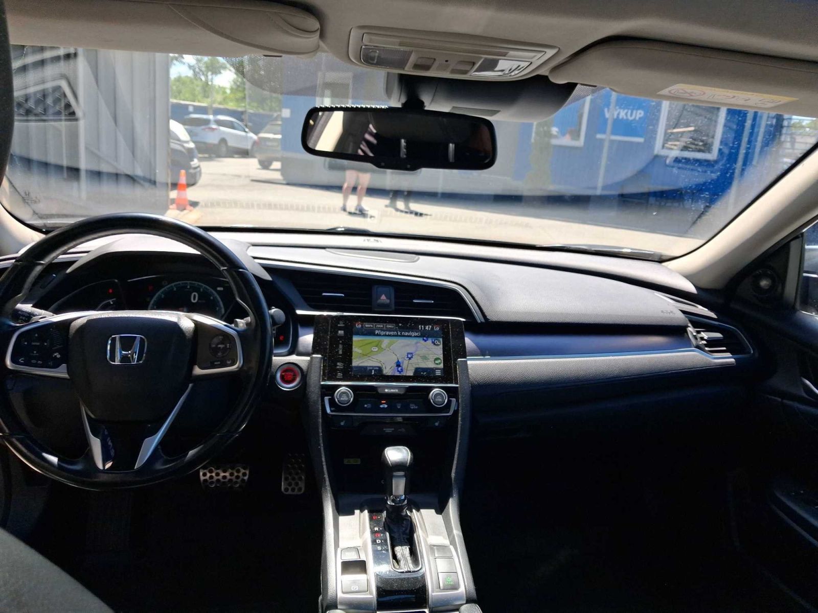 Honda Civic, 1.5 VTEC, Automat, Kůže, Navi - fotka 3