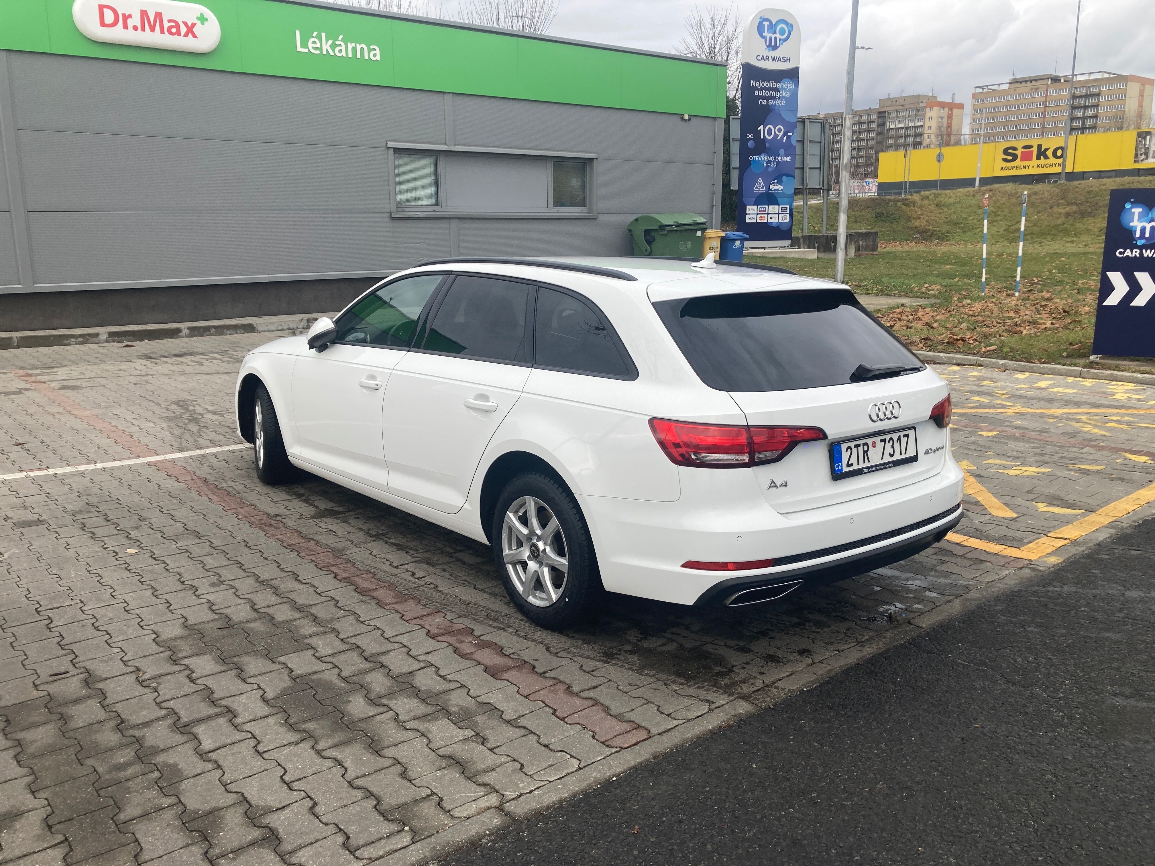Audi A4 Avant - fotka 3
