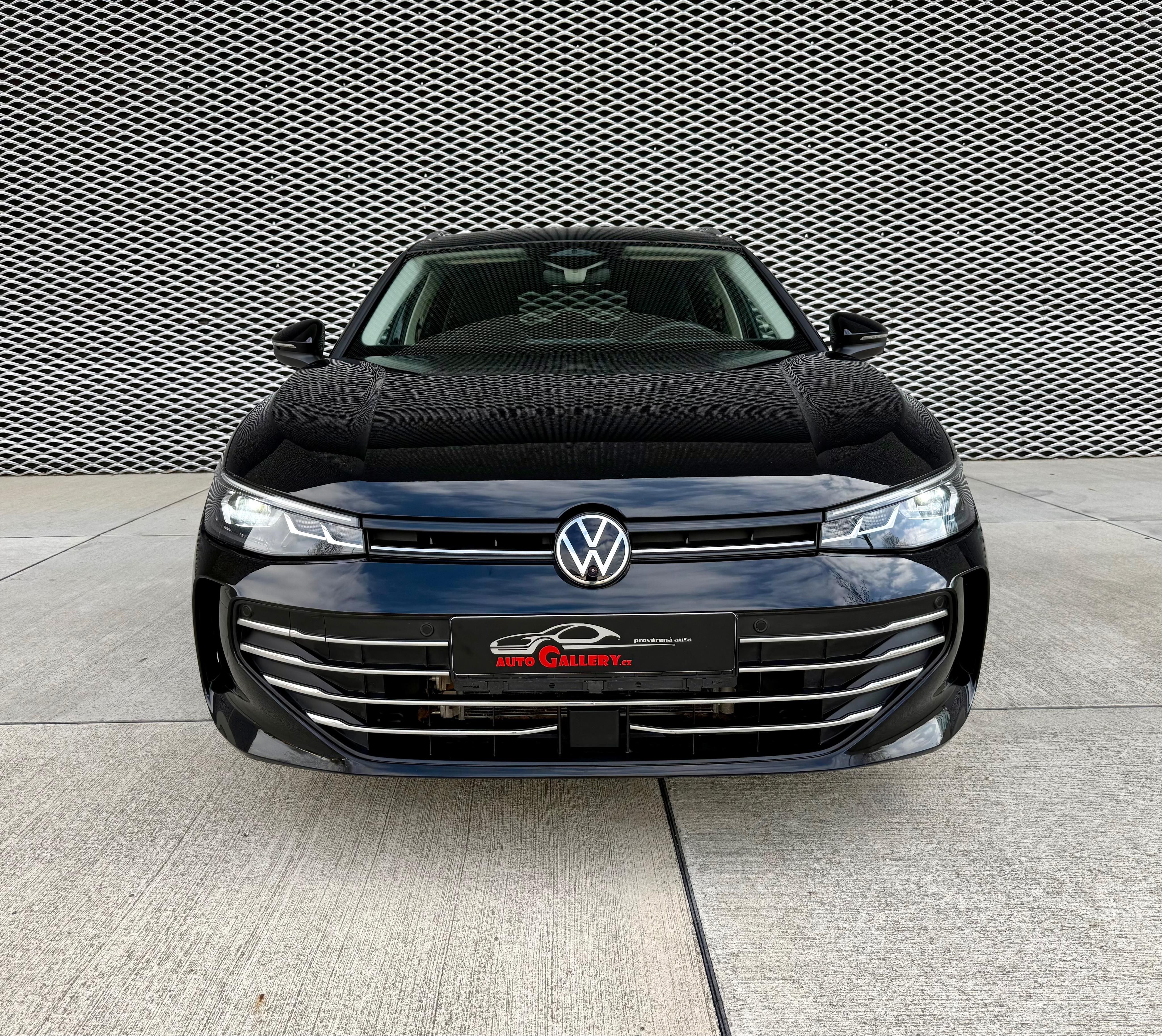 Volkswagen Passat, 1.5 e-TSi DSG 110 kW - fotka 4