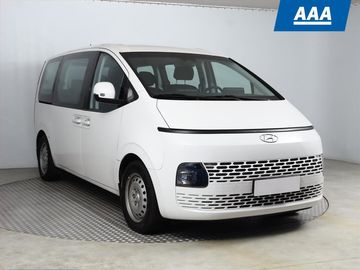 2.2 CRDi, 9 míst, Comfort