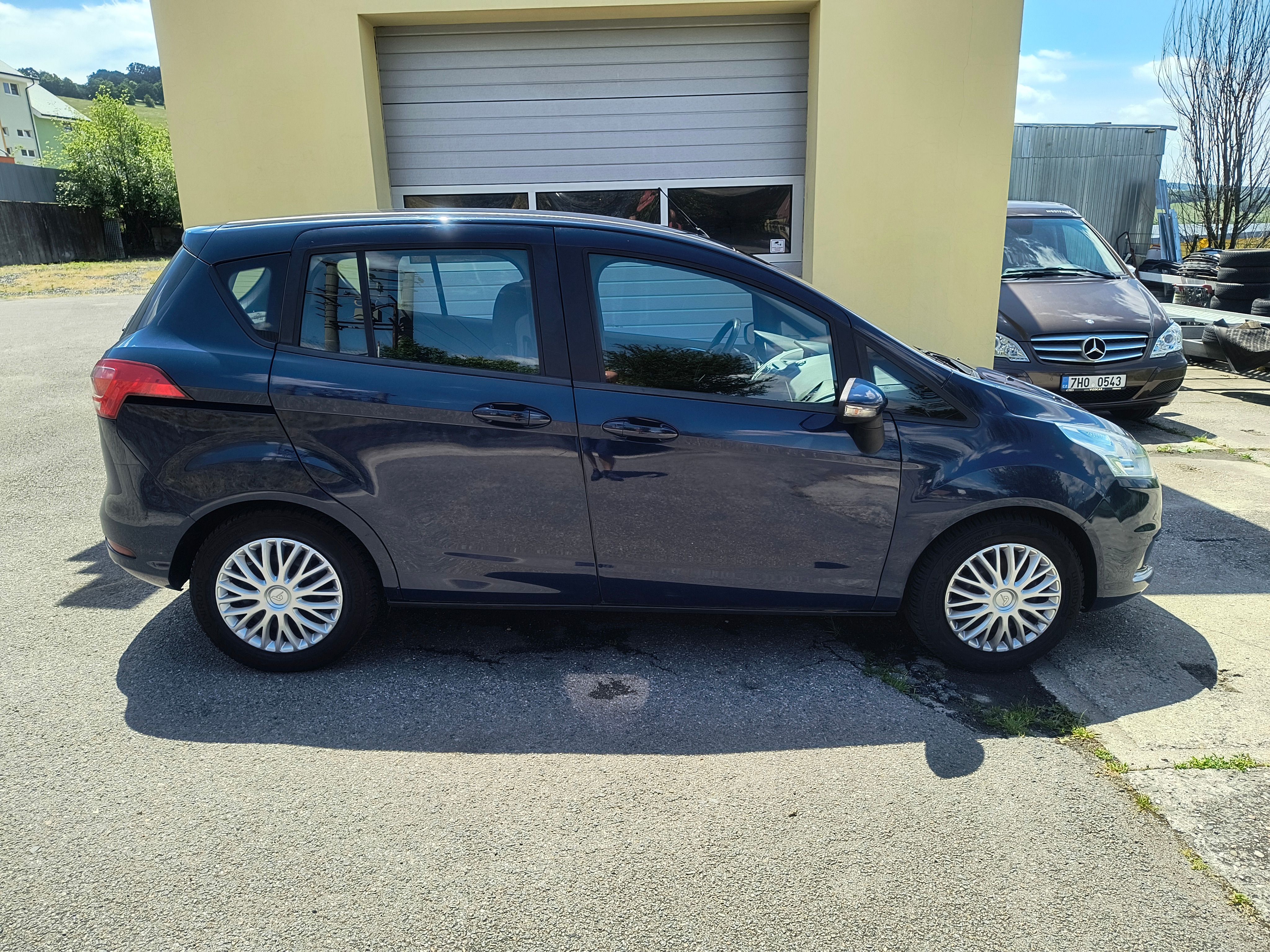 Ford B-MAX, 1.4 66KW/VYHŘ.SED+SKLO/AC/PDC - fotka 5