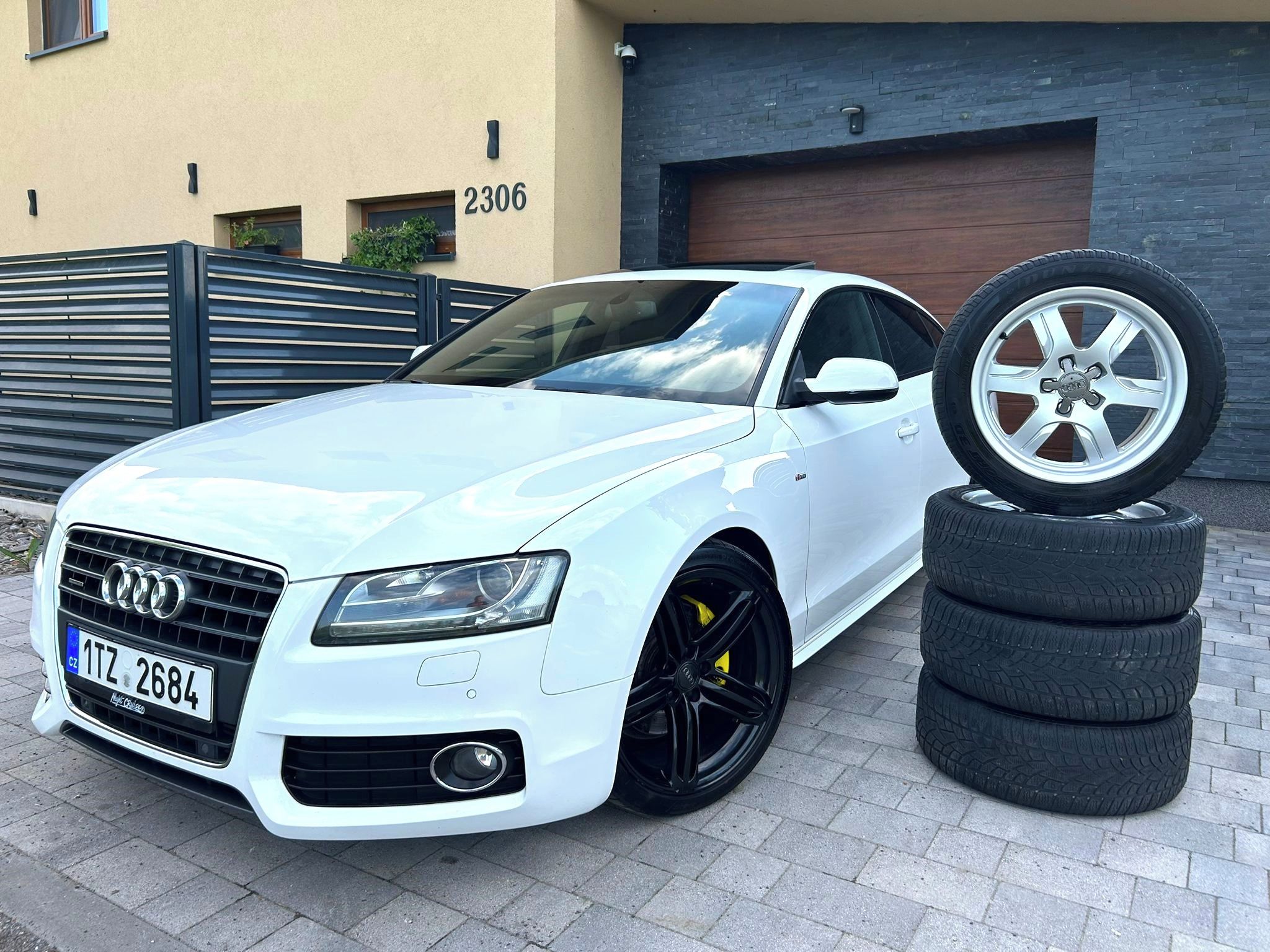 Audi A5, 2.0TFSI QUATTRO 3xS-line 155kw