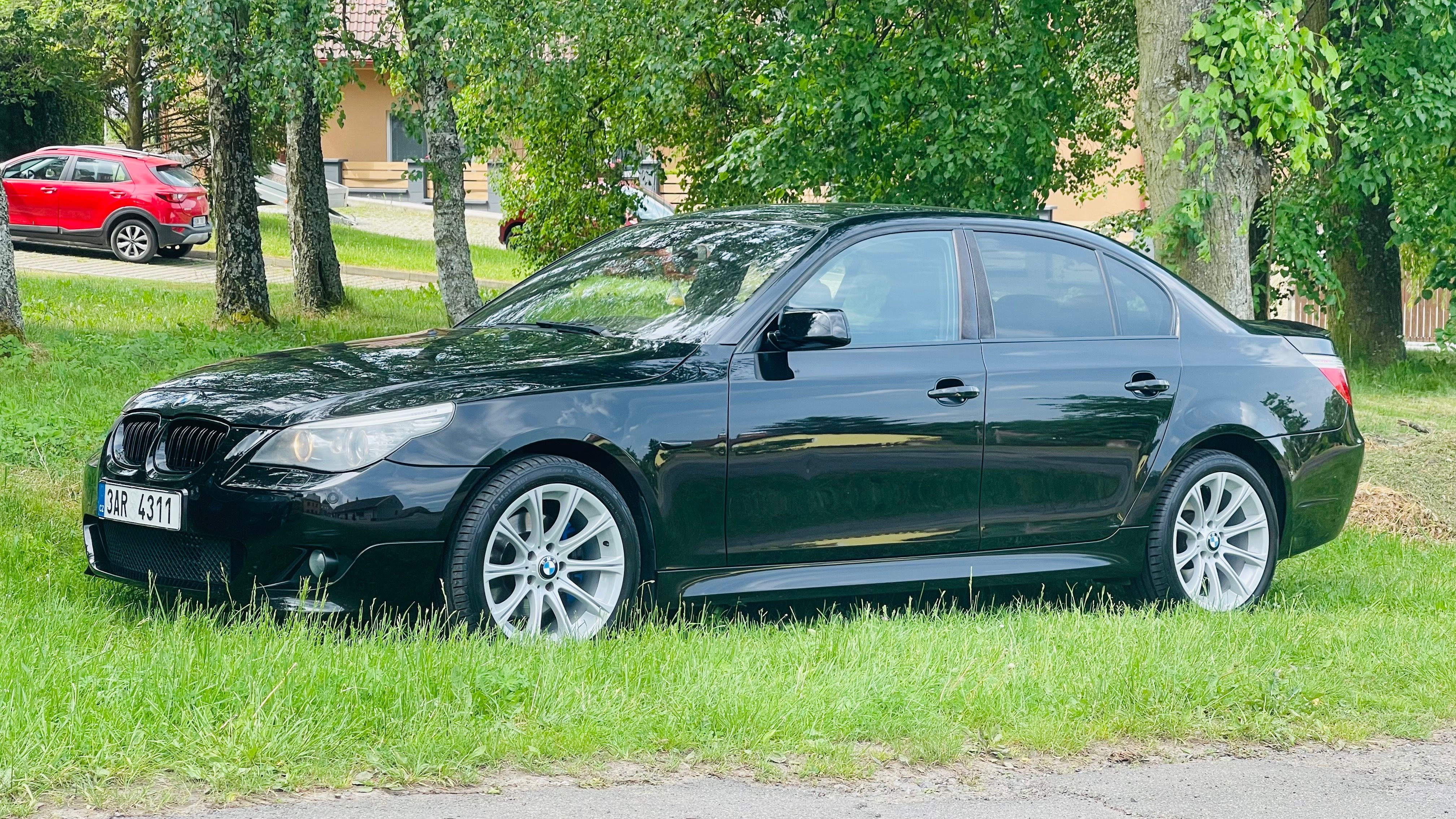 BMW Řada 5 - fotka 3