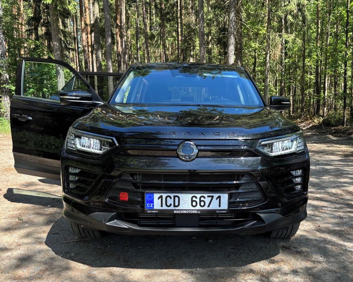SsangYong Korando, Zánovní Korando Black packet - fotka 5
