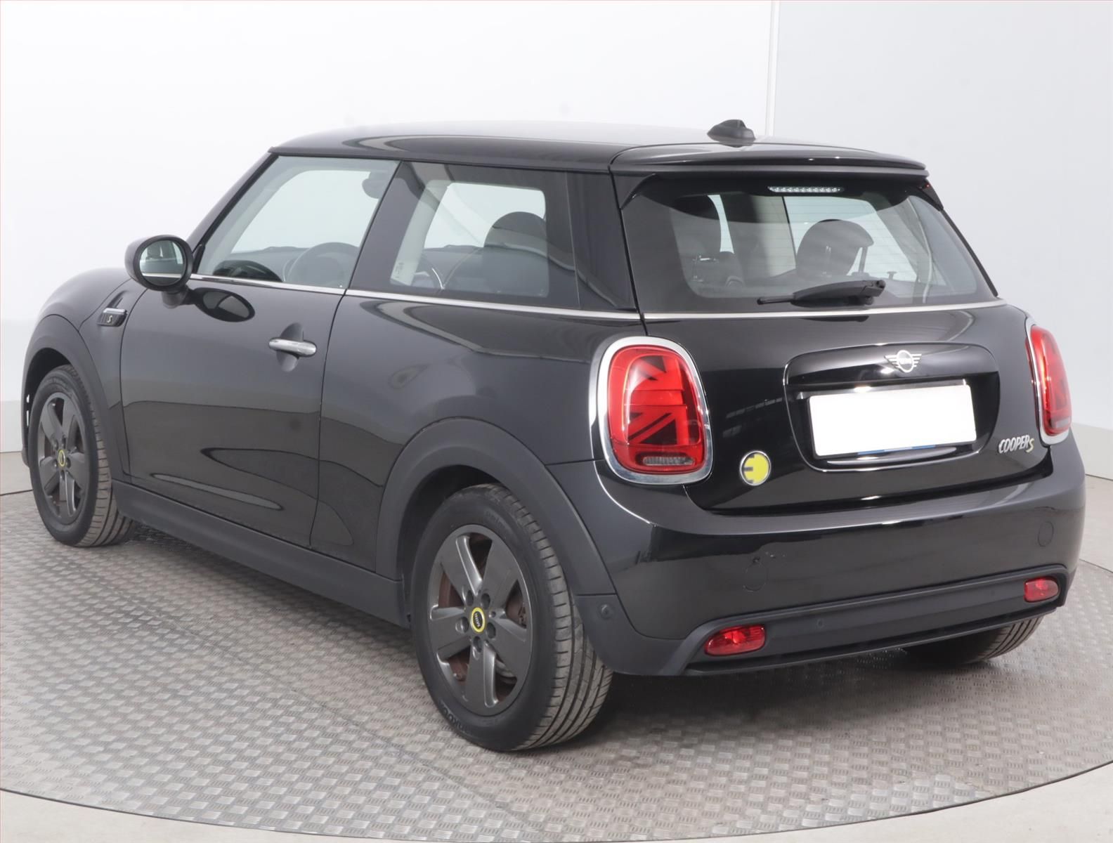Mini, Cooper SE 32 kWh, SoH 100% - fotka 4