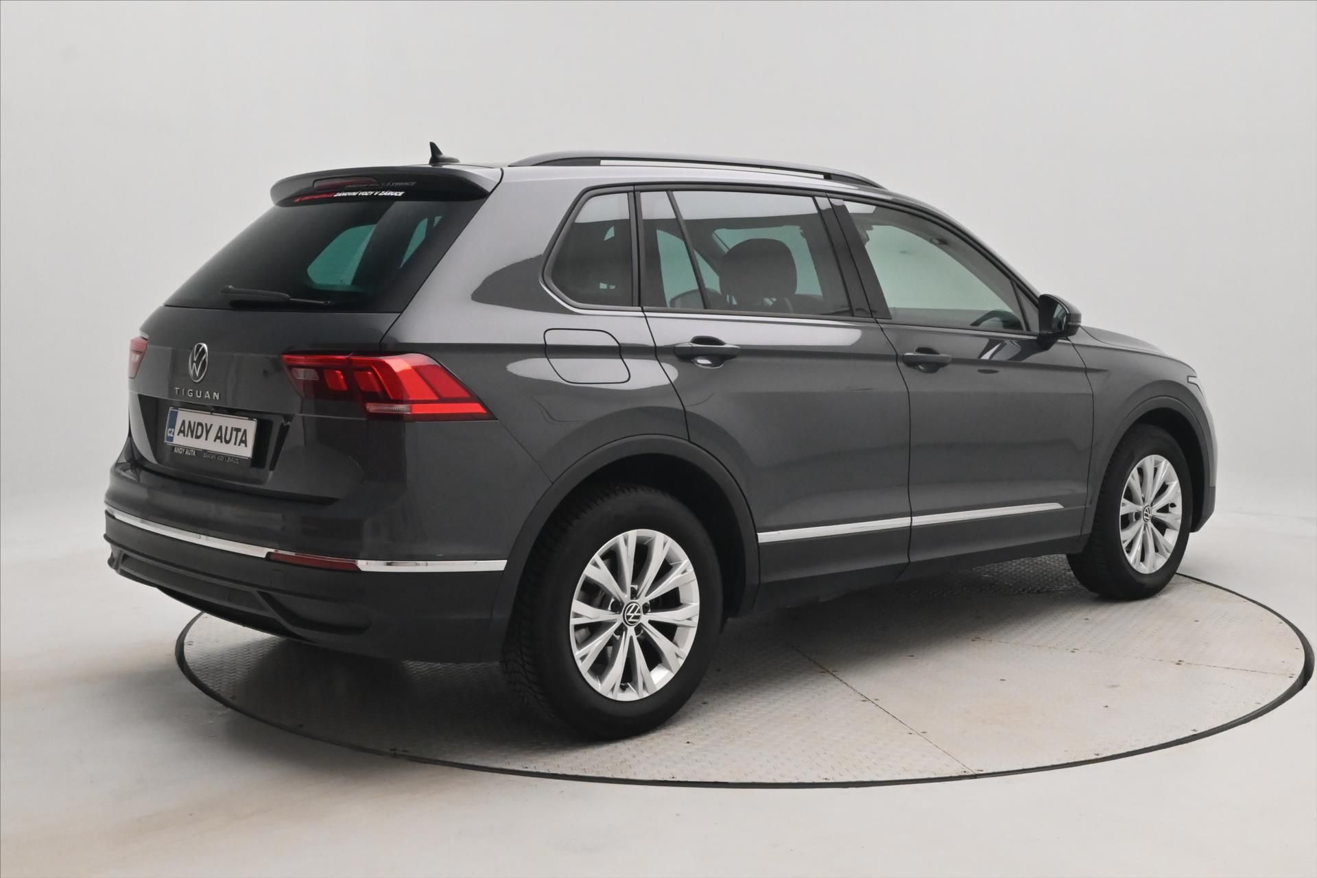 Volkswagen Tiguan, 2,0 TDI 110 kW DSG Life Záruka - fotka 5