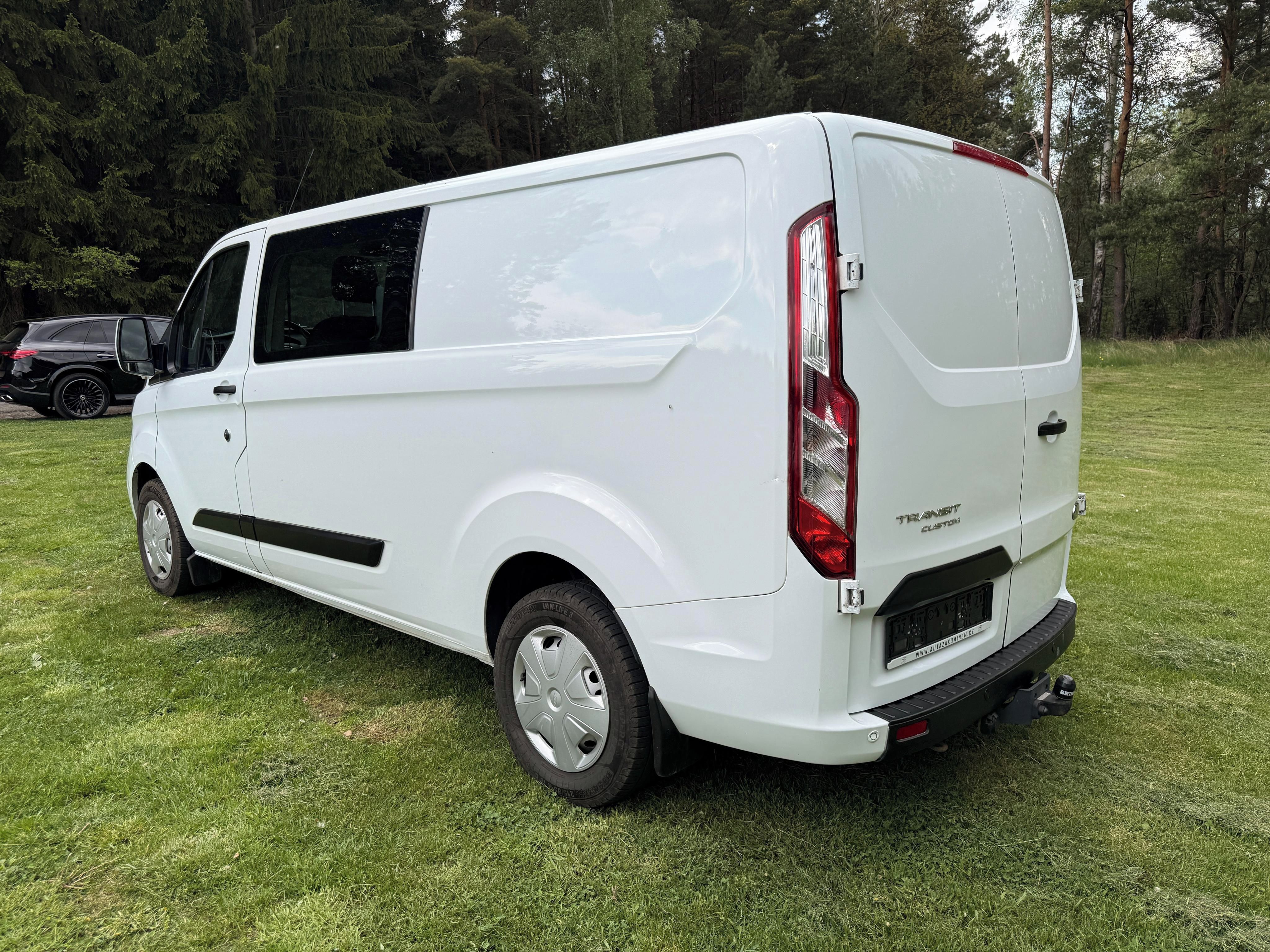 Ford Transit Custom, 2,0Ecoblue 6míst L2 tažný - fotka 4