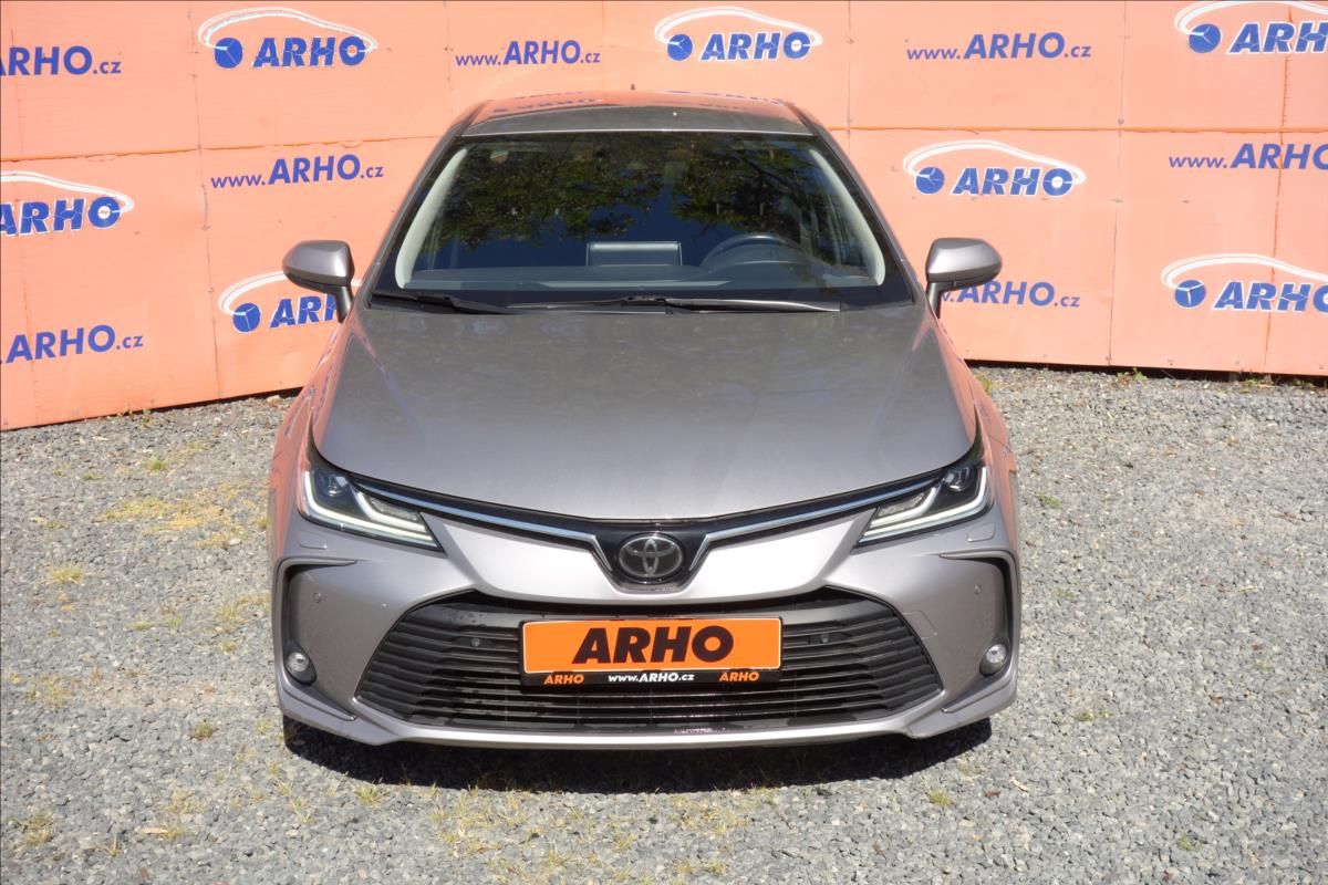 Toyota Corolla, 1,6 VVT-i, ČR, 1 MAJ.,SERV.KN. - fotka 2