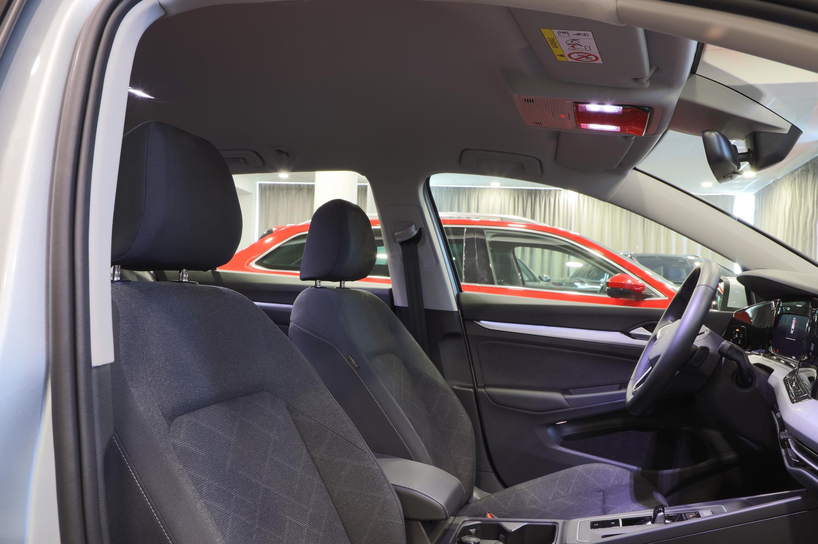 Volkswagen Golf Variant, 1.5 eTSI 110kW DSG / ALU 16'' - fotka 5