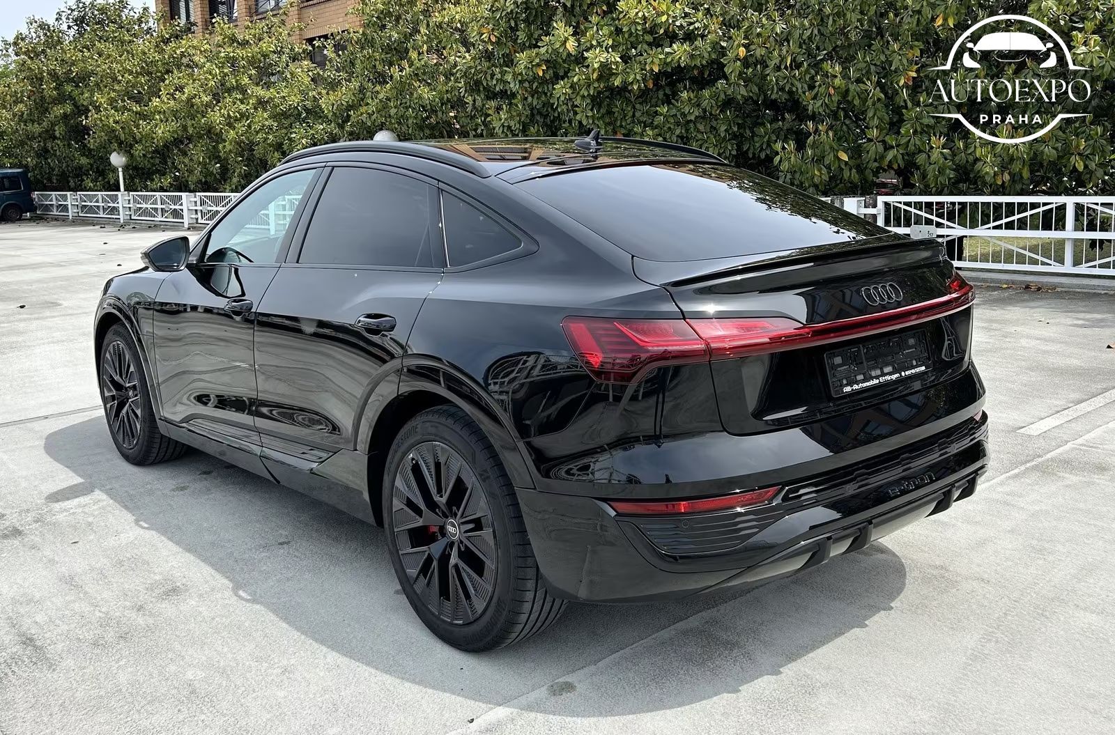 Audi Q8, Sportback e-tron 55 quattro - fotka 3