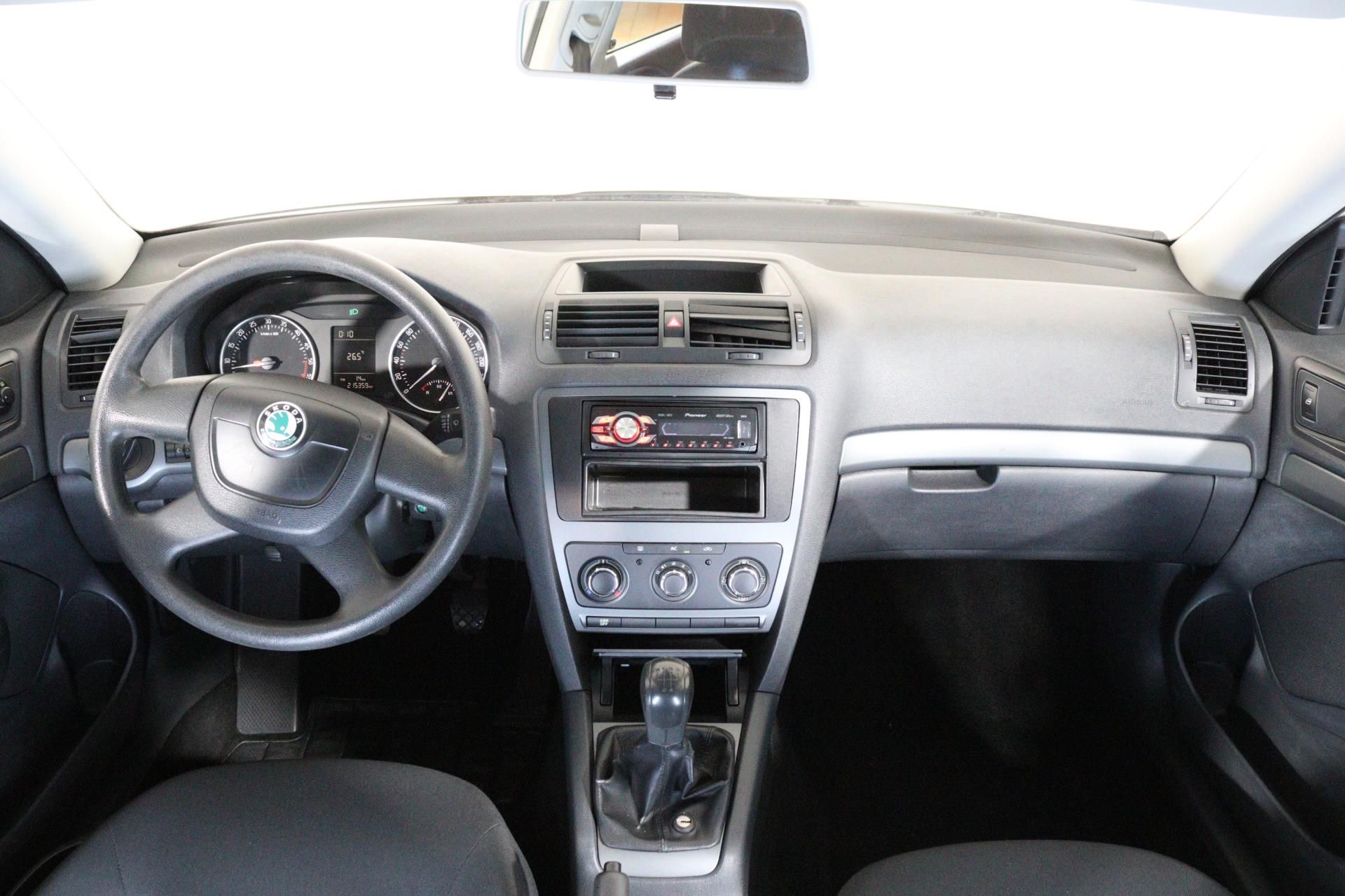 Škoda Octavia, ACTIVE 1,6 TDI 77 kW - fotka 5