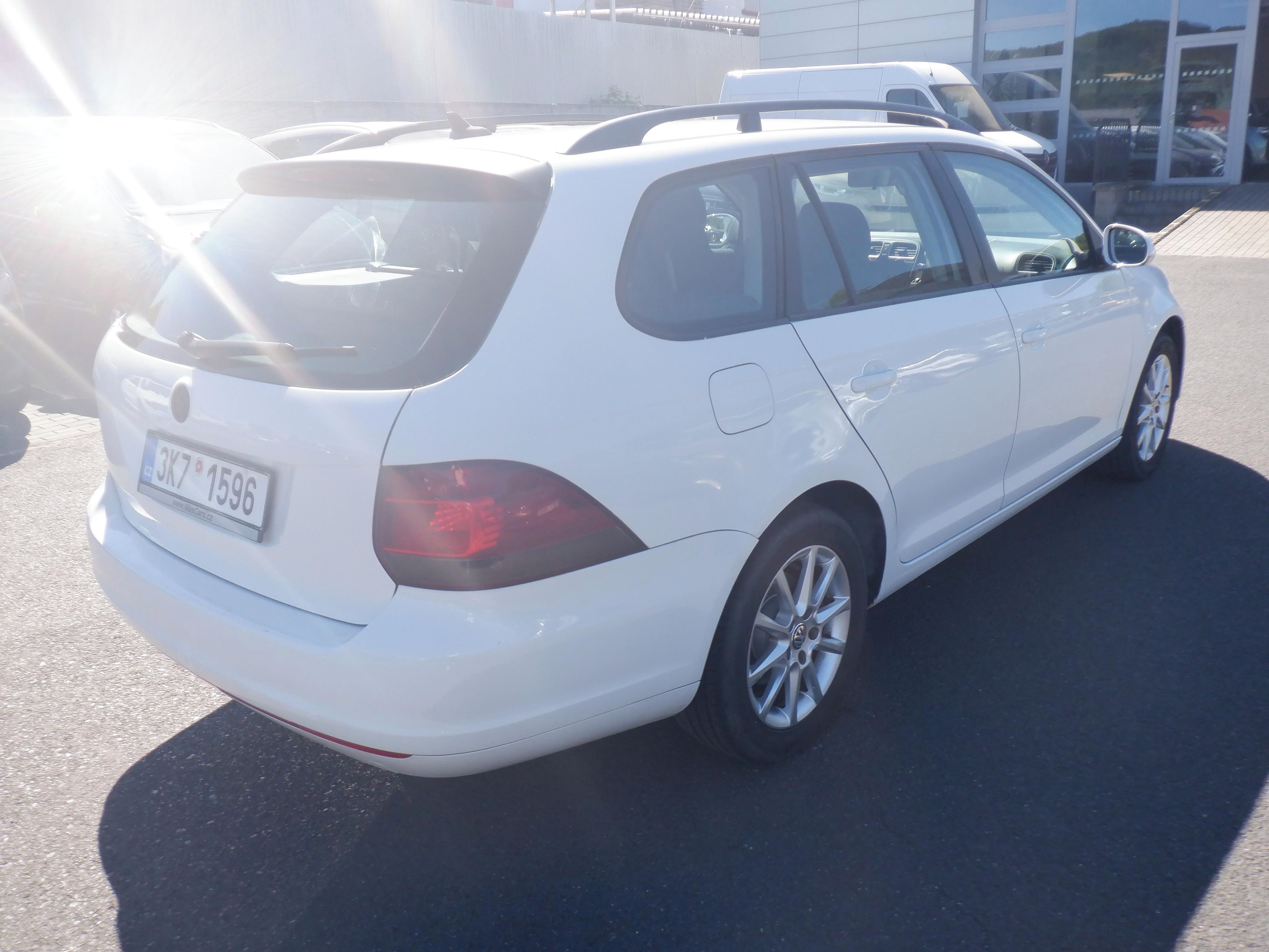 Volkswagen Golf, 1.6 TDI 77kW Trend - fotka 5