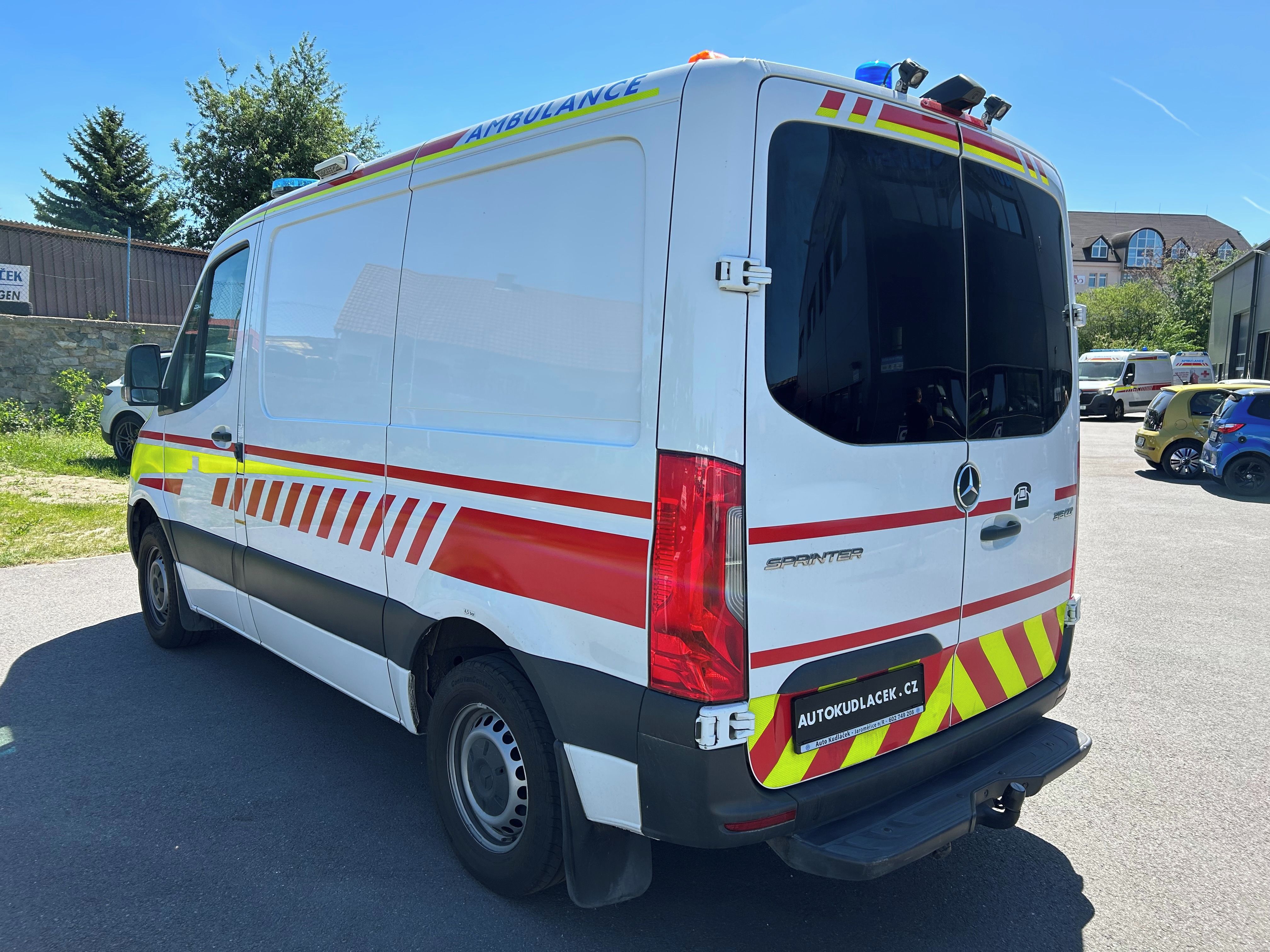 Mercedes-Benz Sprinter, 2.0 CDI Sanitní vůz - automat - fotka 4
