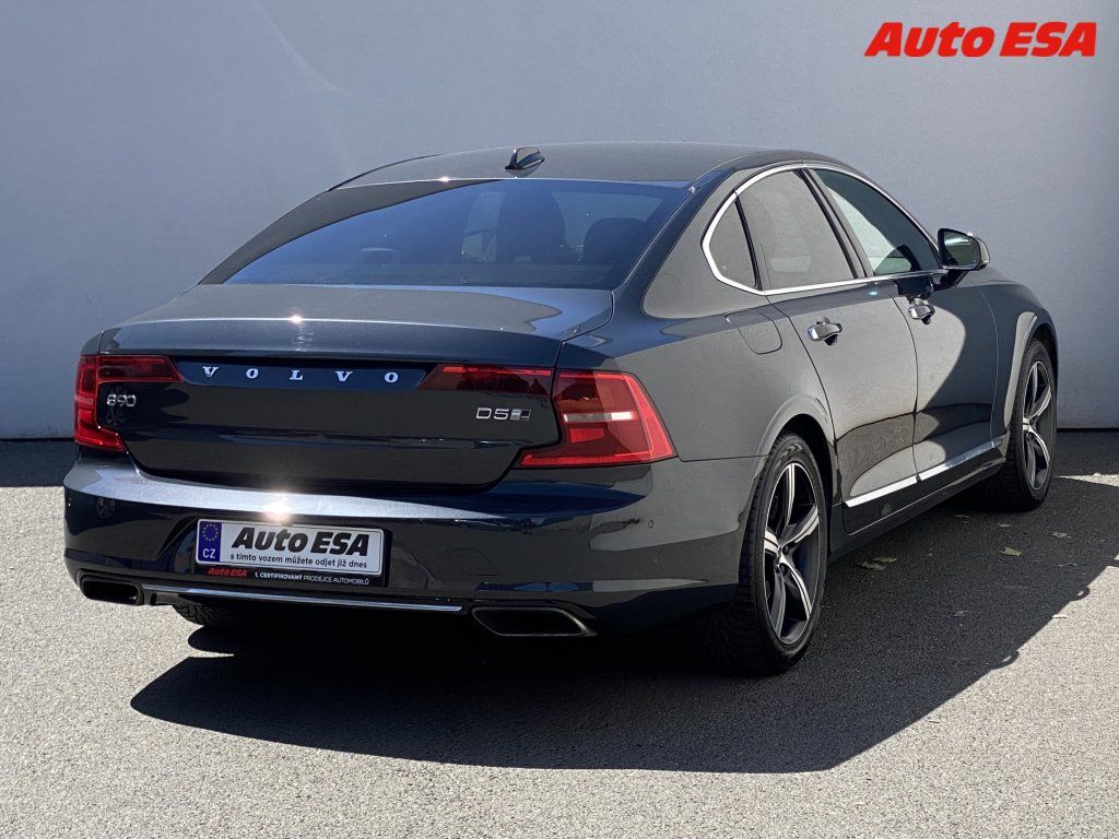 Volvo S90, 2.0D 4x4,ČR,servis.kniha - fotka 4