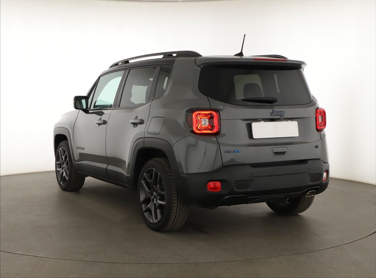 Jeep Renegade, 4xe, 4X4, Automat, Serv.kniha - fotka 4