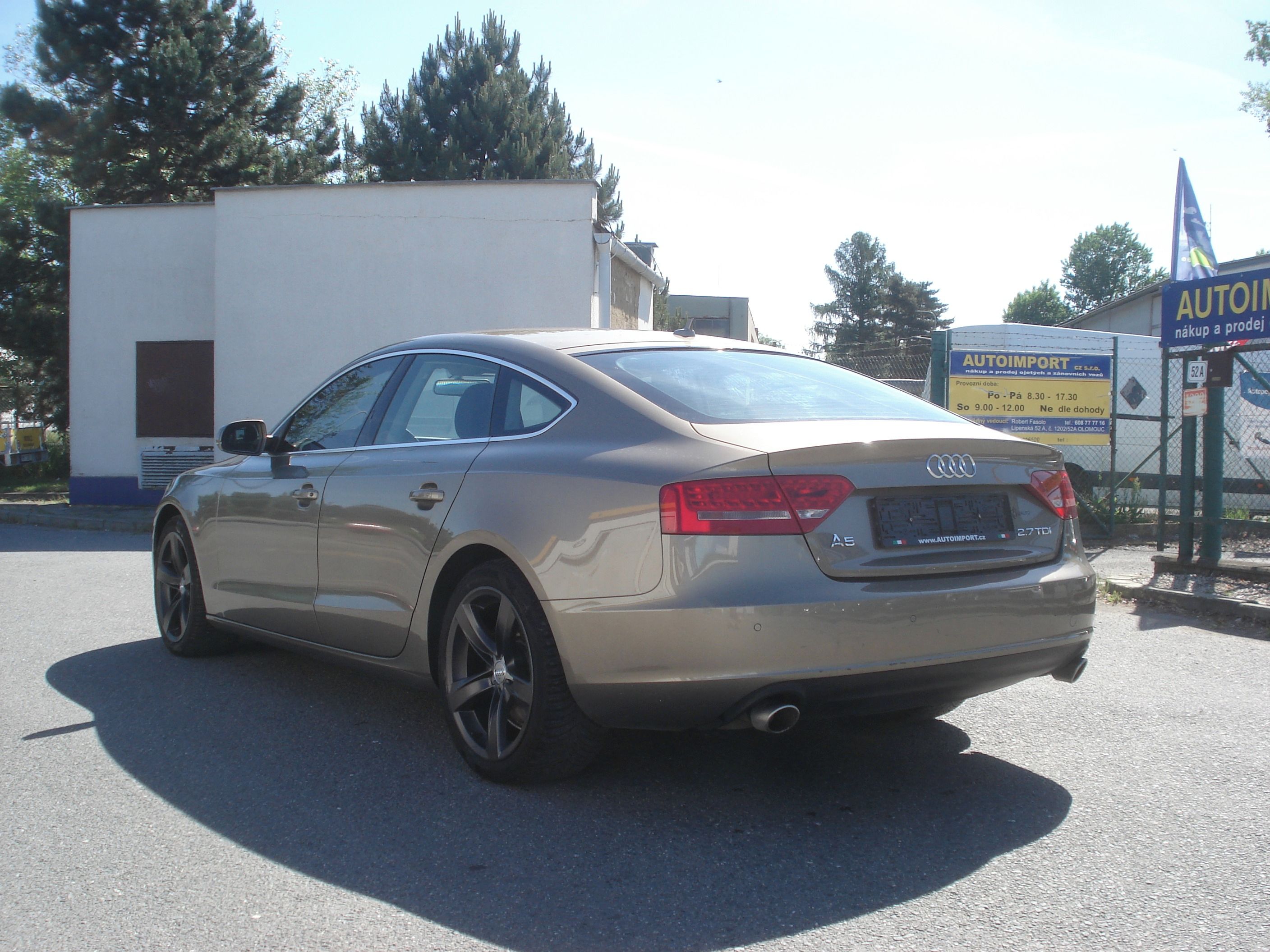 Audi A5, 2.7 TDi AUT NAVI KŮŽE - fotka 3