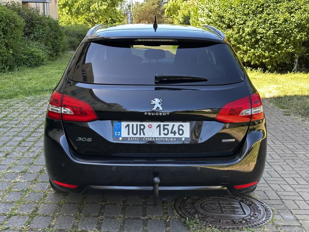 Peugeot 308, 1.2 96kW ALLURE Tažné Panorama - fotka 6