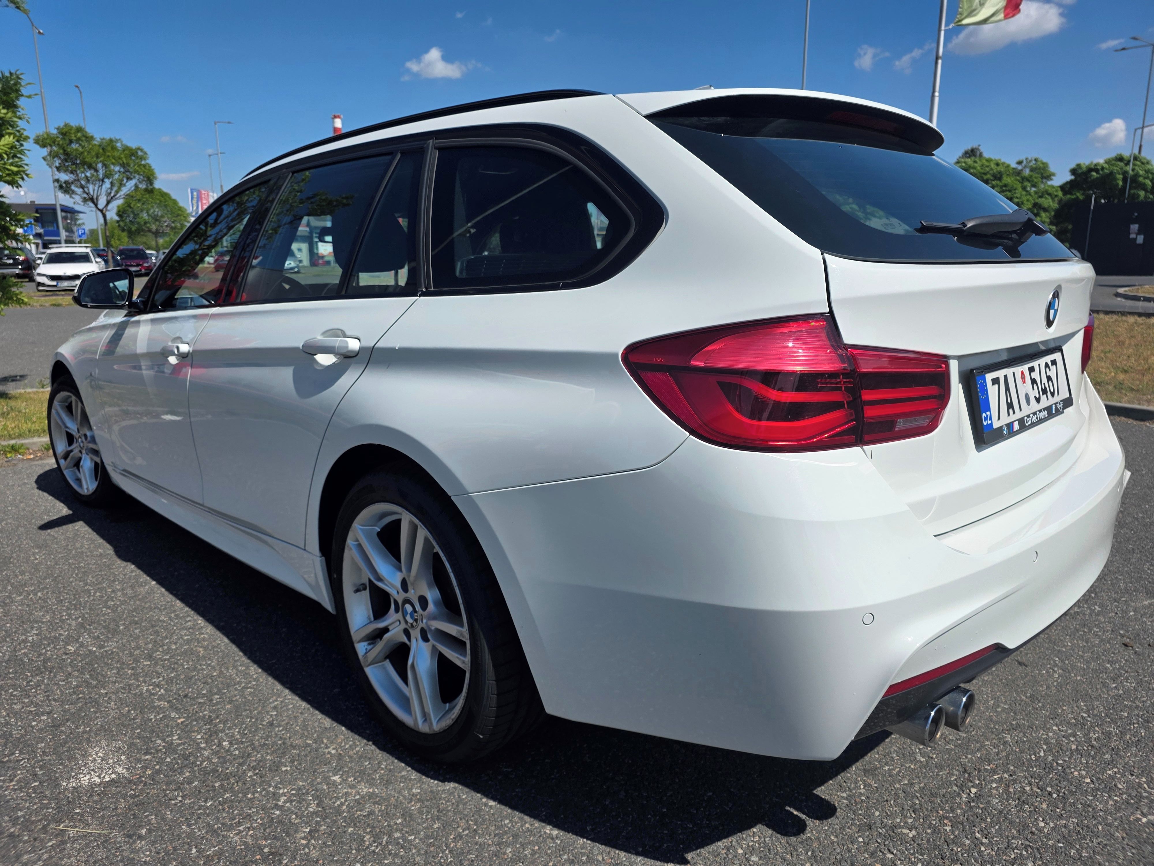 BMW Řada 3, 320 xDrive M paket - fotka 6