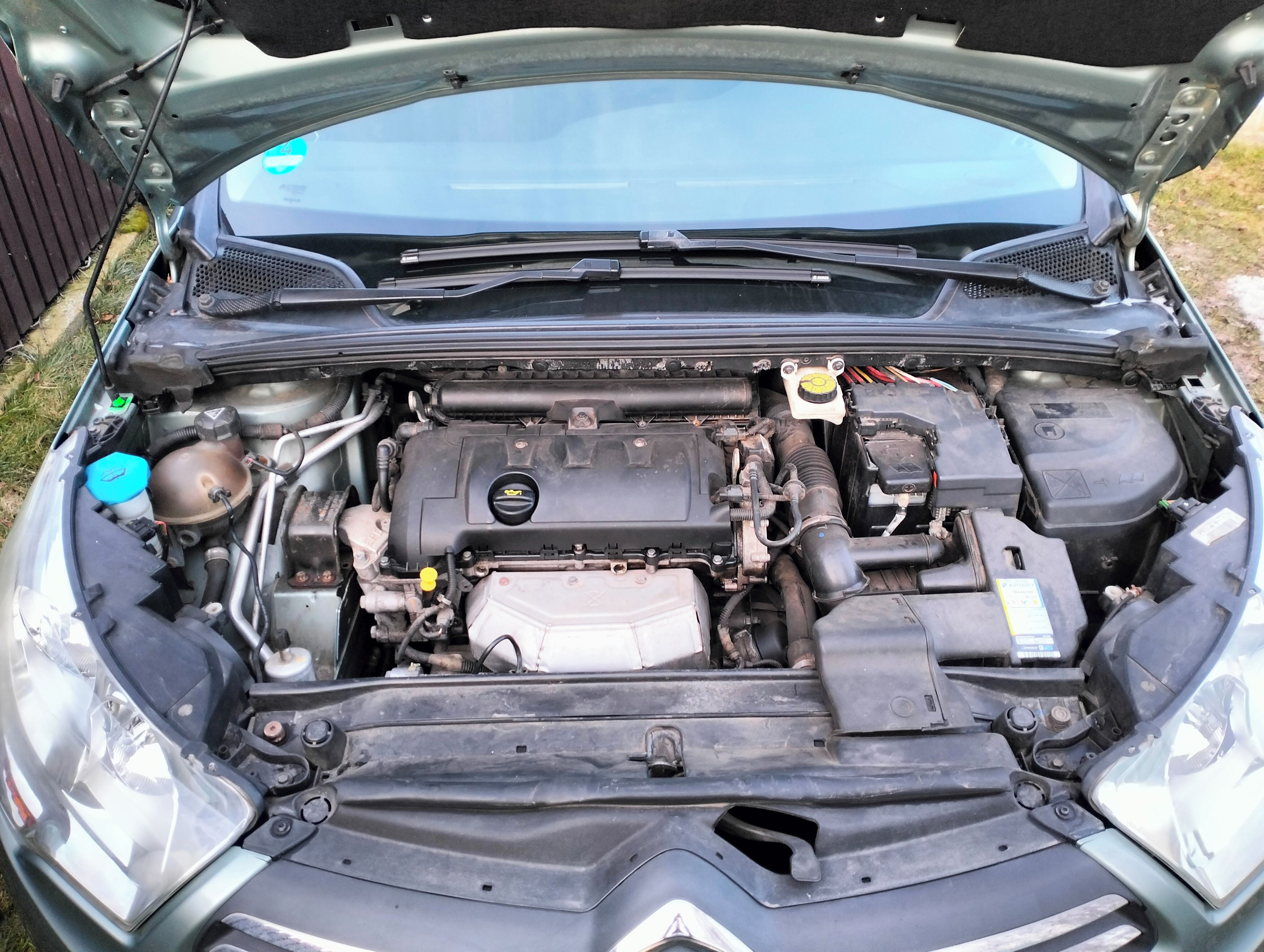 Citroën C4, 1.4 - fotka 6