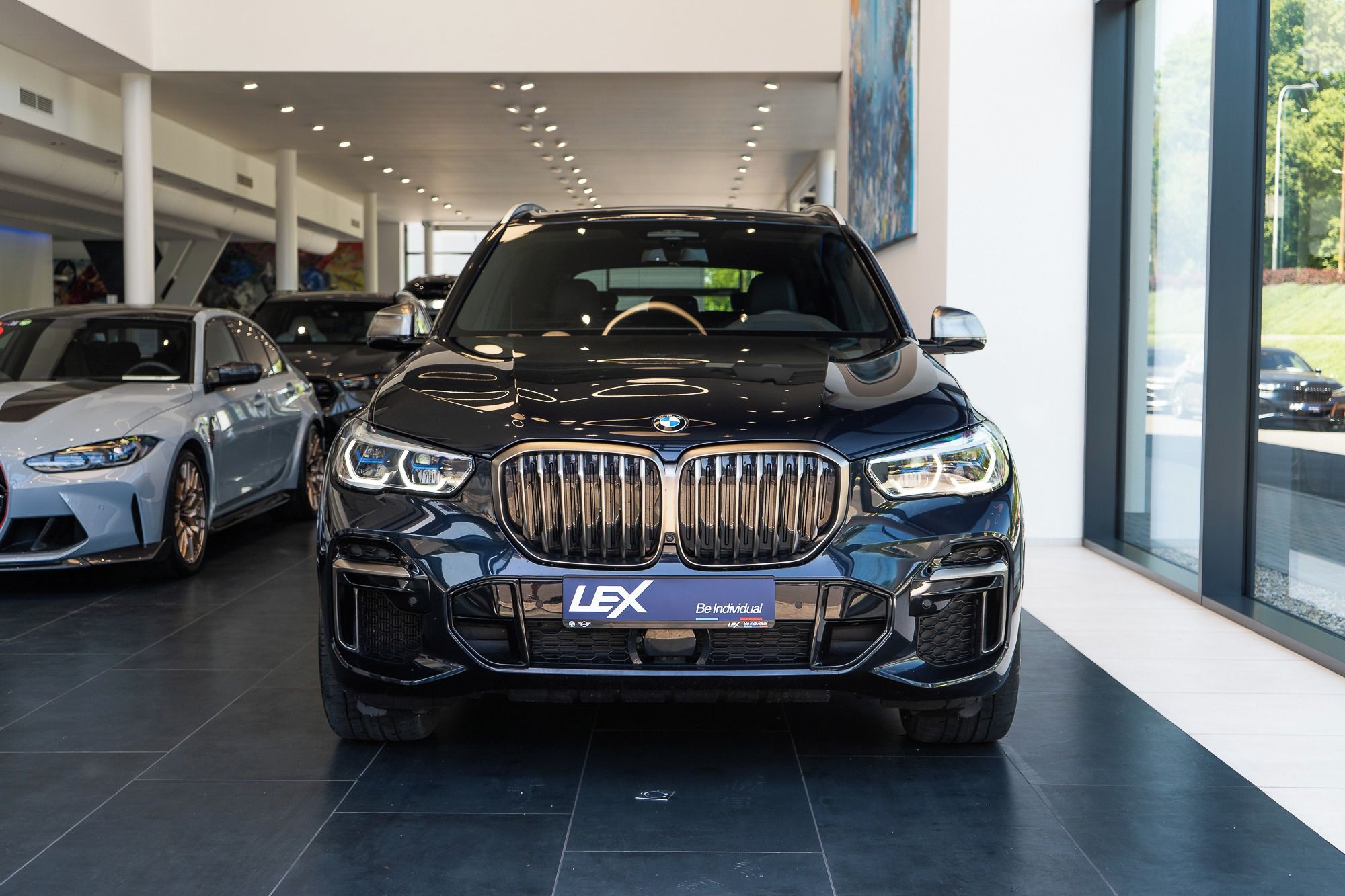 BMW X5, M50i